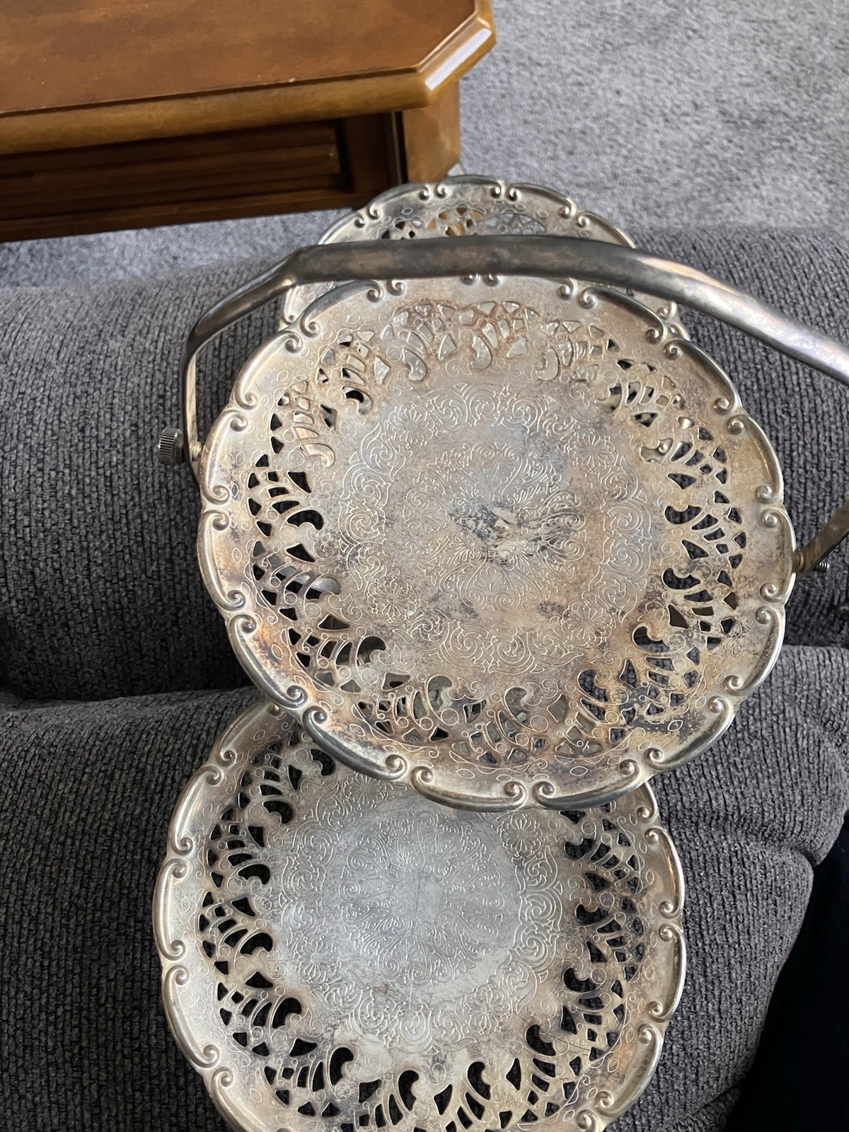 International Silver Co Folding 3 Plate Serving Tray 9.5” X 7.5”