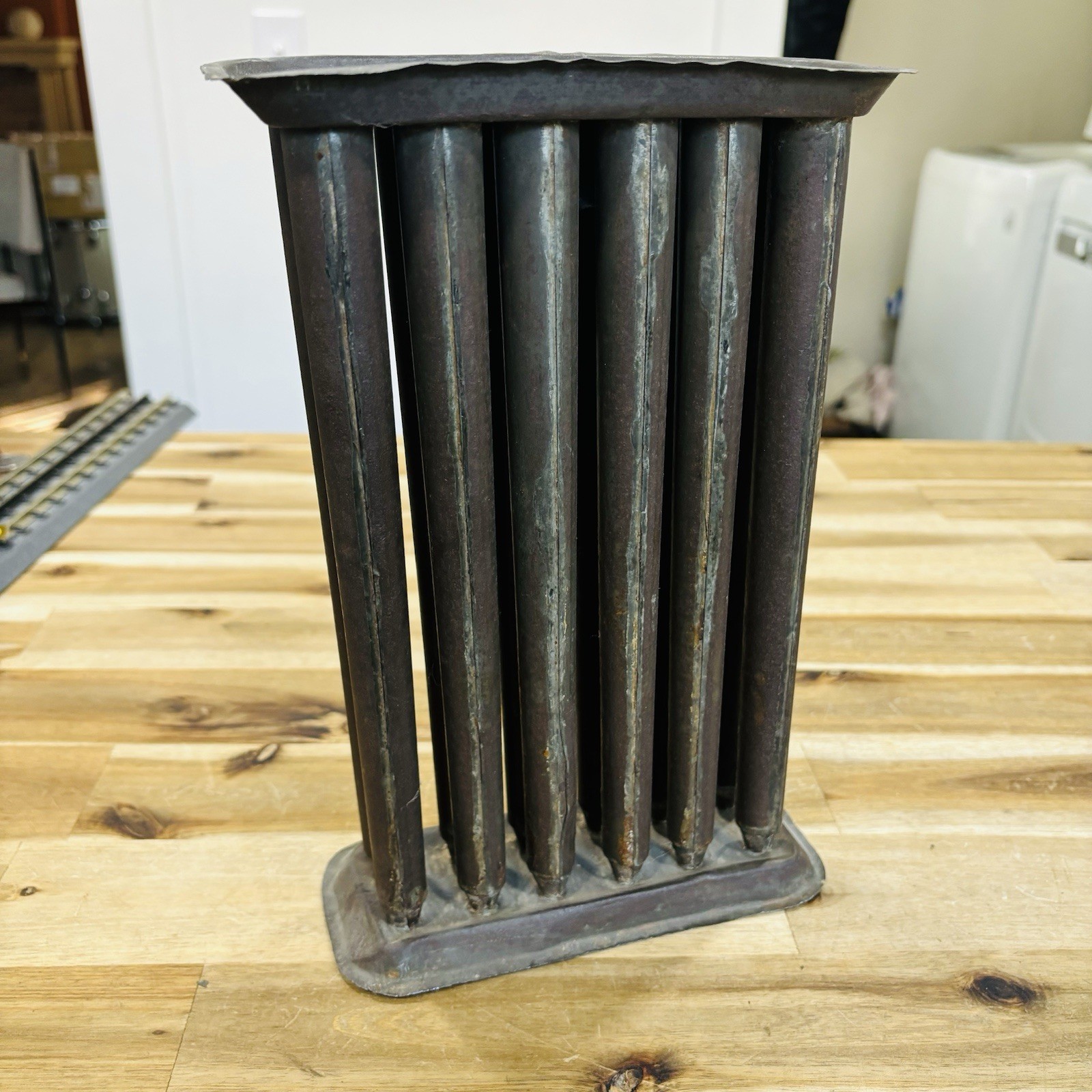 Antique 19th Century Primitive 12 Tube Single Handled Tin Candle Mold 10″