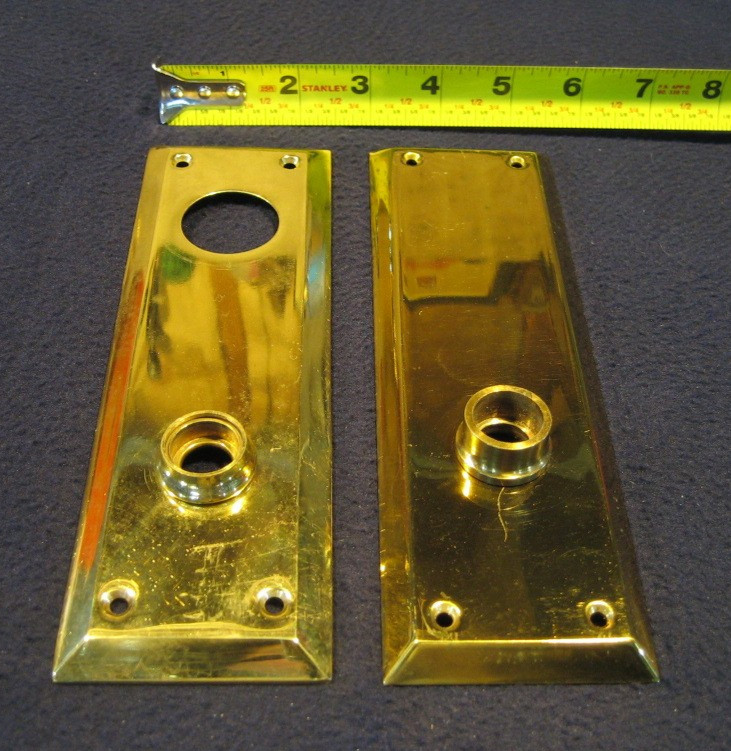 Vintage Entry Mortise Lock Brass Knobs & Plates Cylinder w/ 2 Keys – Yale NOS
