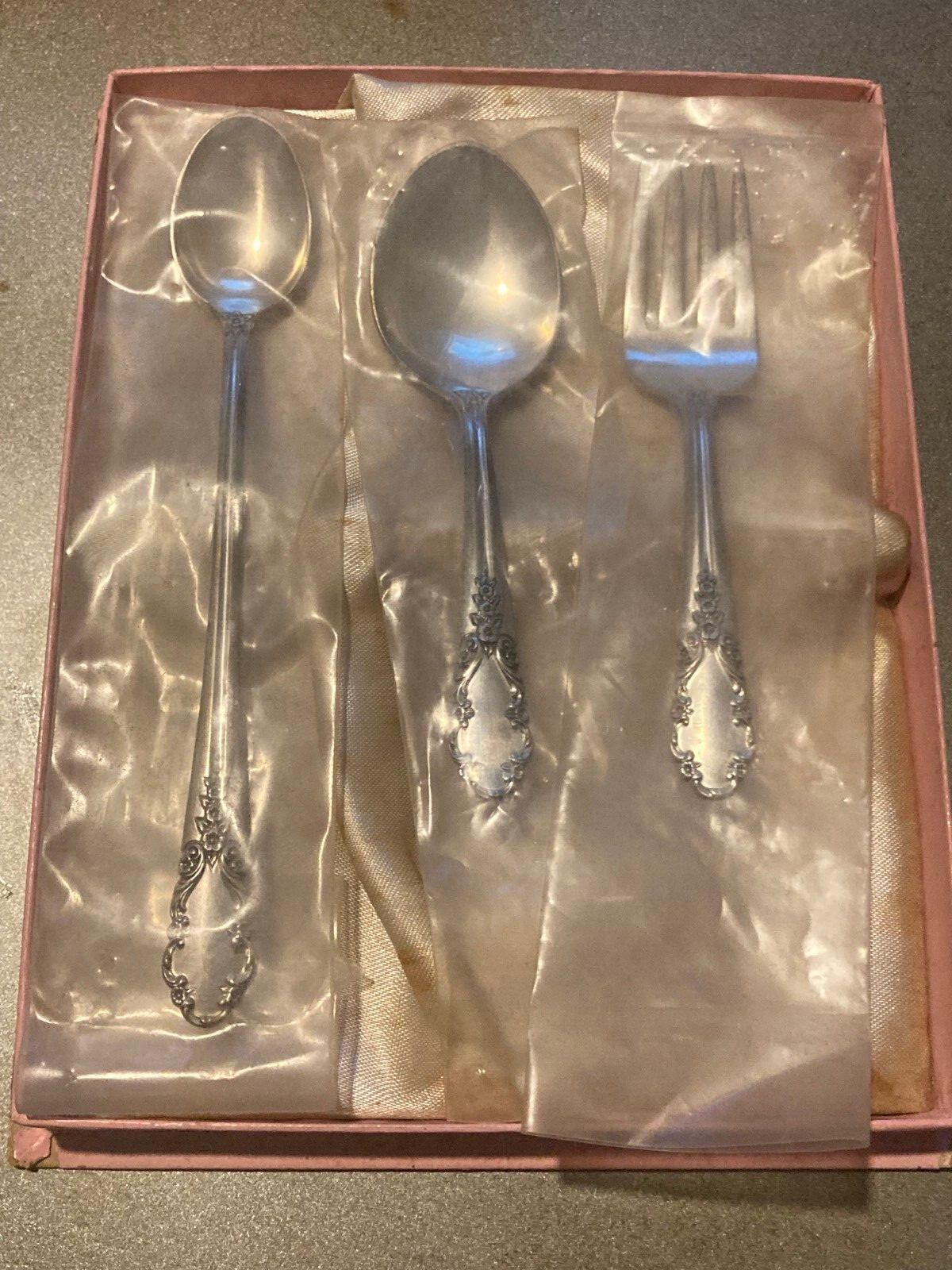 NEW UNUSED International Sterling Rogers Bridal Veil Child and Youth Set + BOX