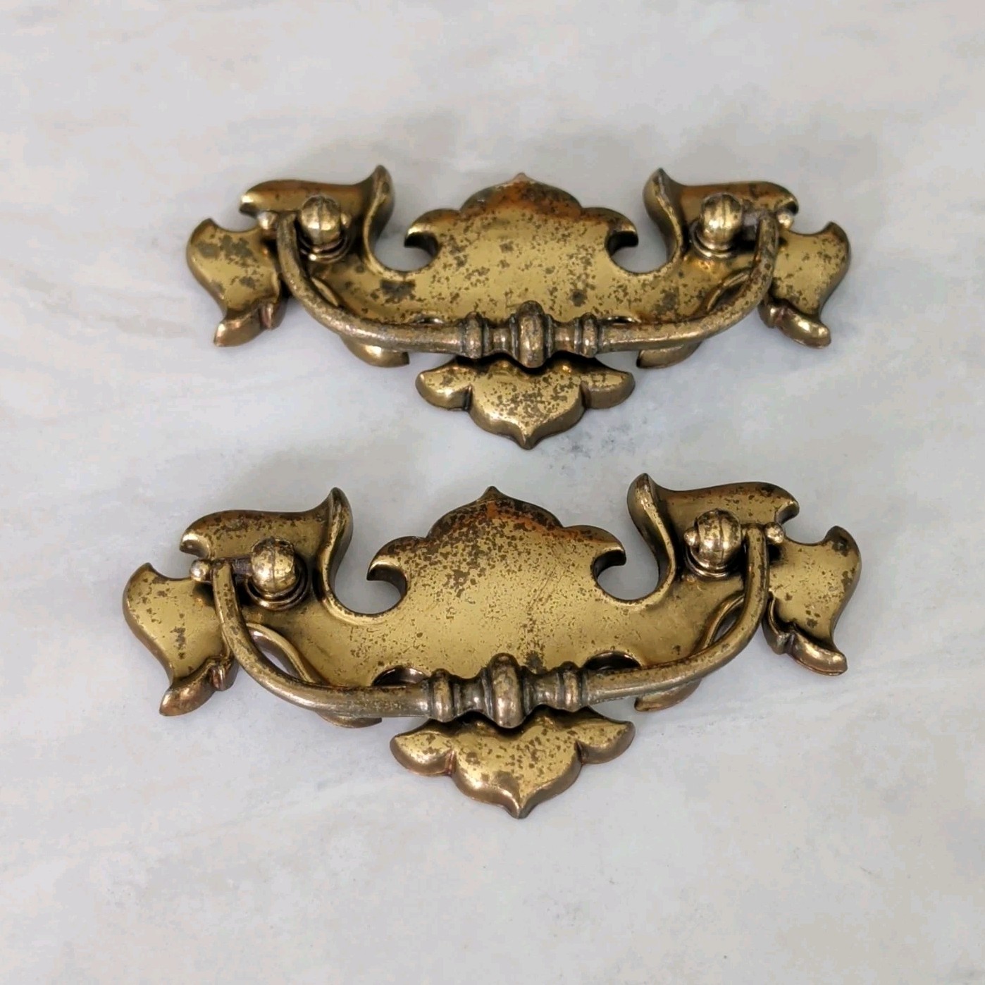 KBC Ornate Scroll Bail Drawer Pulls Metal Gold Tone Set of 2 Stamped N-2469