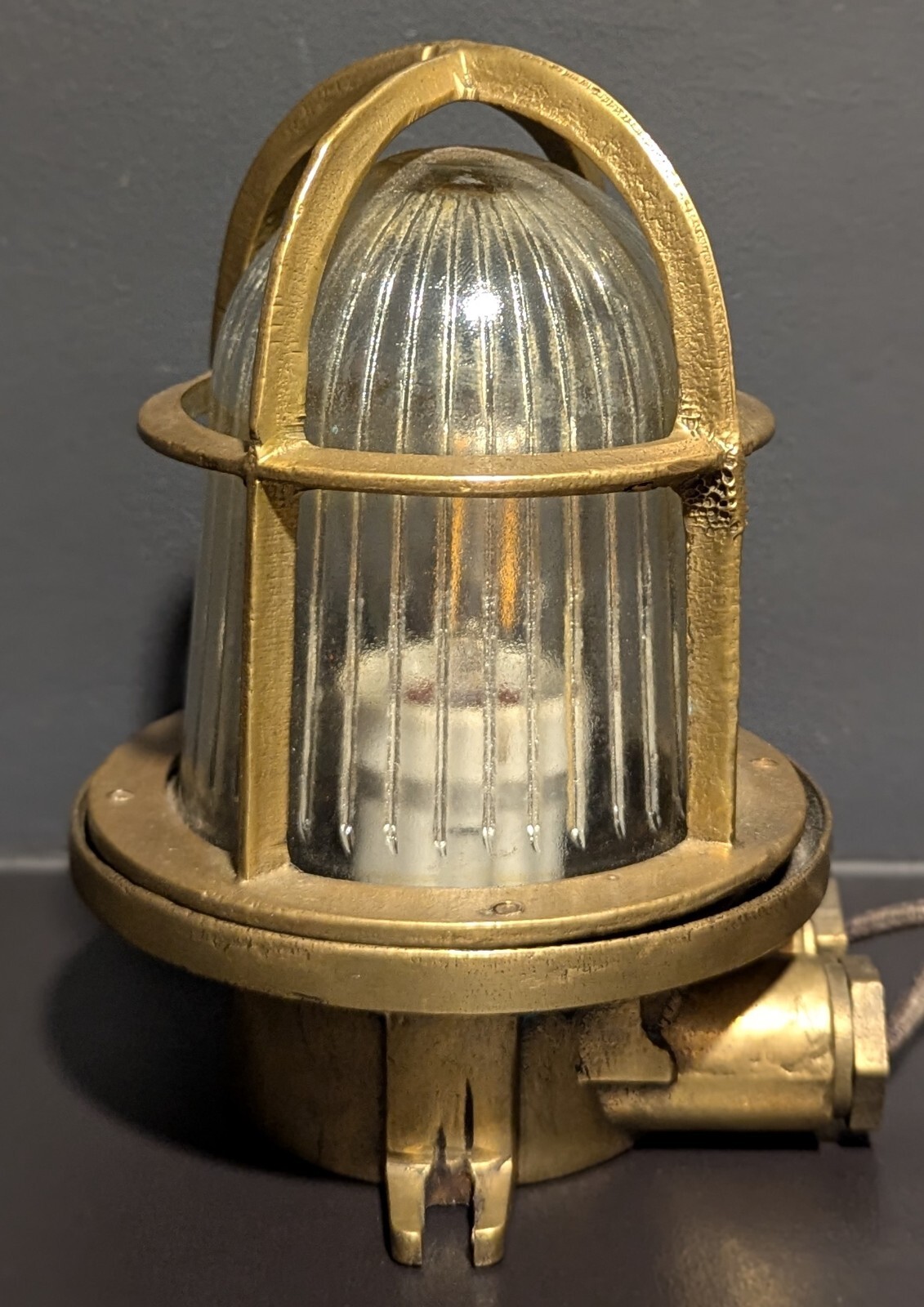 Nautical Old Antique Ship Heavy Brass Passageway Bulkhead Light w/ Cord – WORKS!