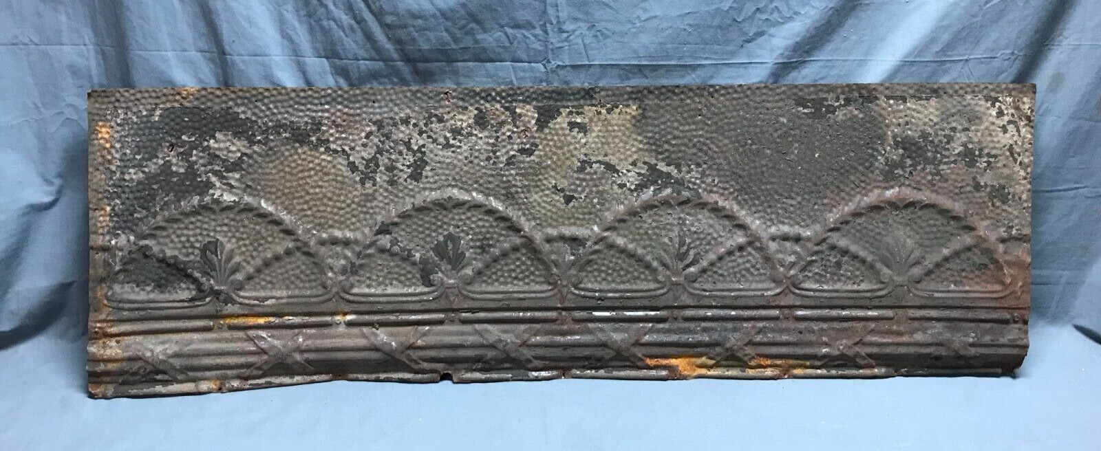 ONE Antique 16″ X 49″ Tin Ceiling Boarder Trim Cove Decorative Arch VTG 1774-23B