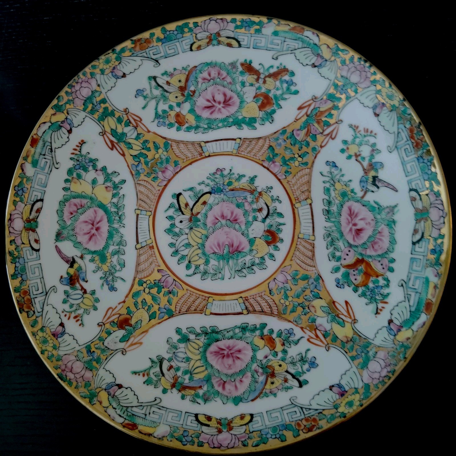 Rose Medallion Famille Plate Hong Kong 10-1/8″ Gold Floral Birds Butterflies