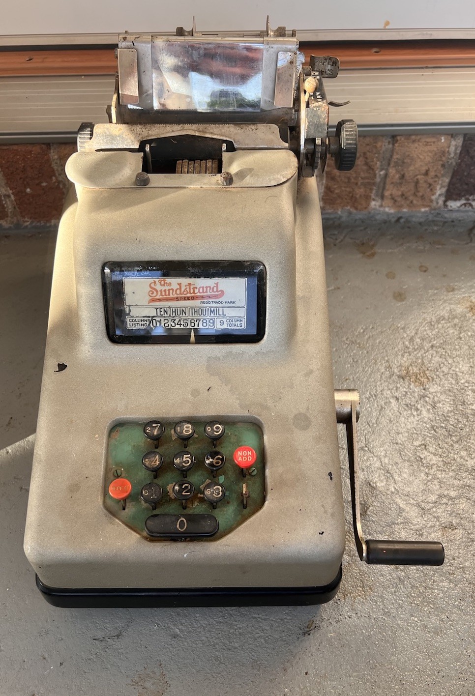SUNDSTRAND Underwood Vintage Collectible Antique Cash Register Adding Machine
