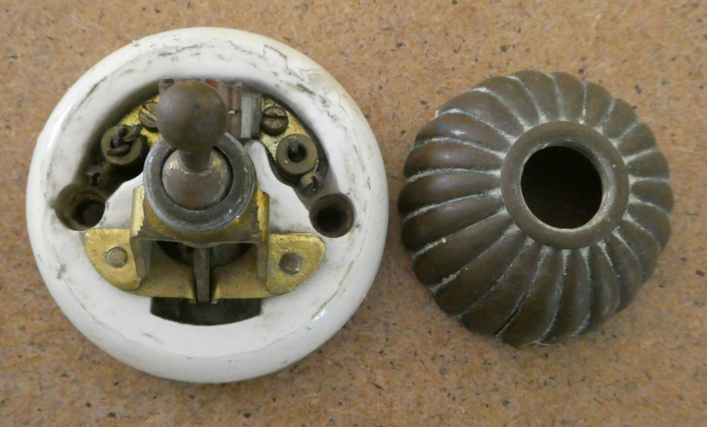Vintage Vitreous Ceramic Brass Jelly Mould Toggle Light Switch White Base