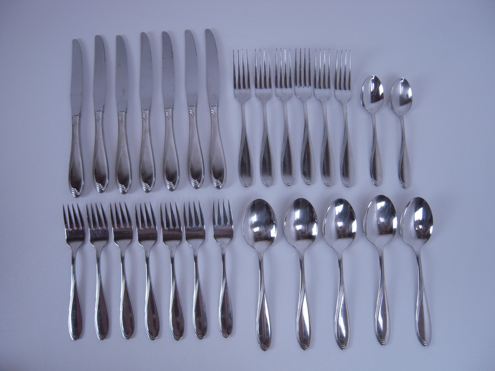 Camber by Oneida Stainless Steel Flatware Silverware 27 Pcs.
