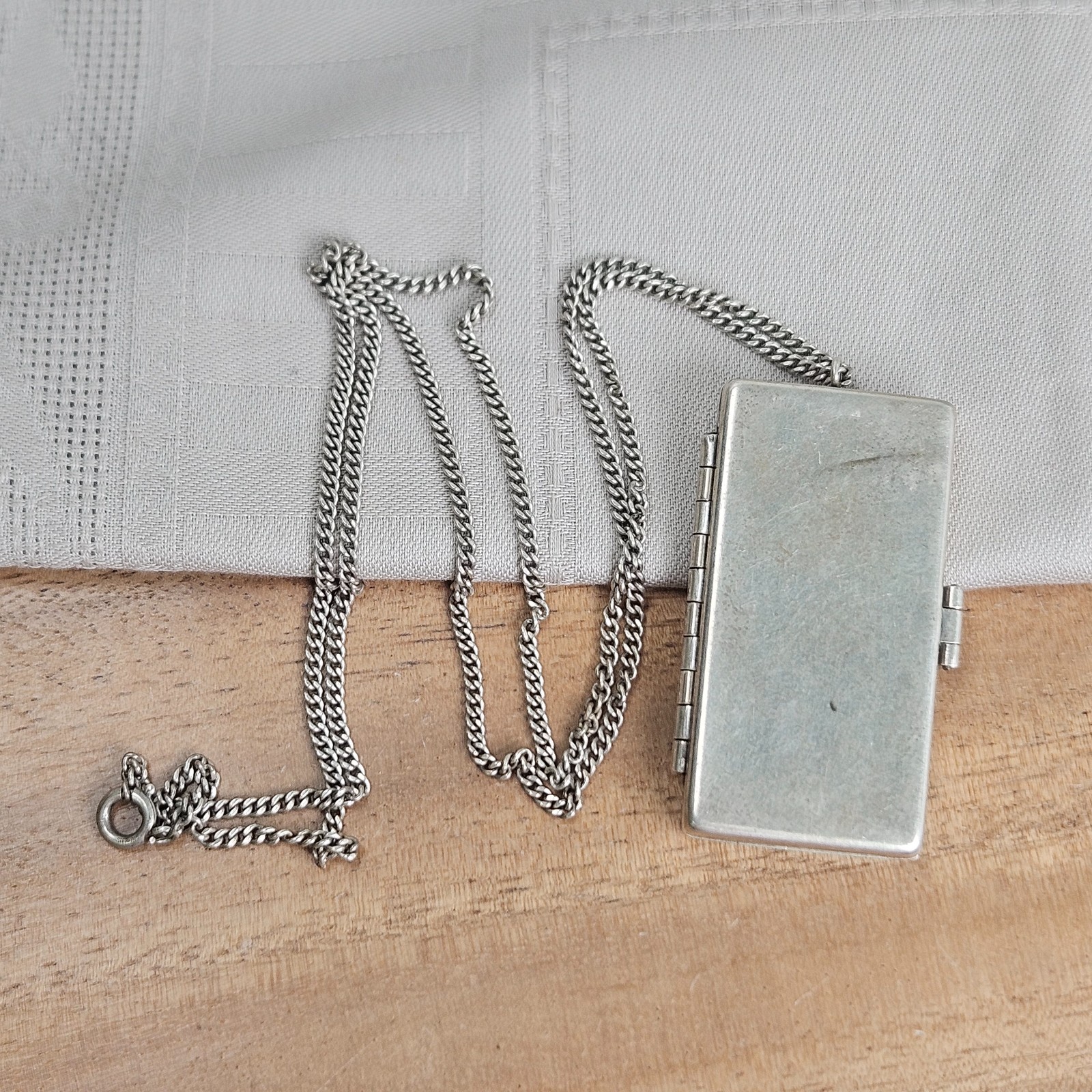 Vintage Sterling Silver Hinged Square Locket/Compact Pendant 26″ Chain Necklace