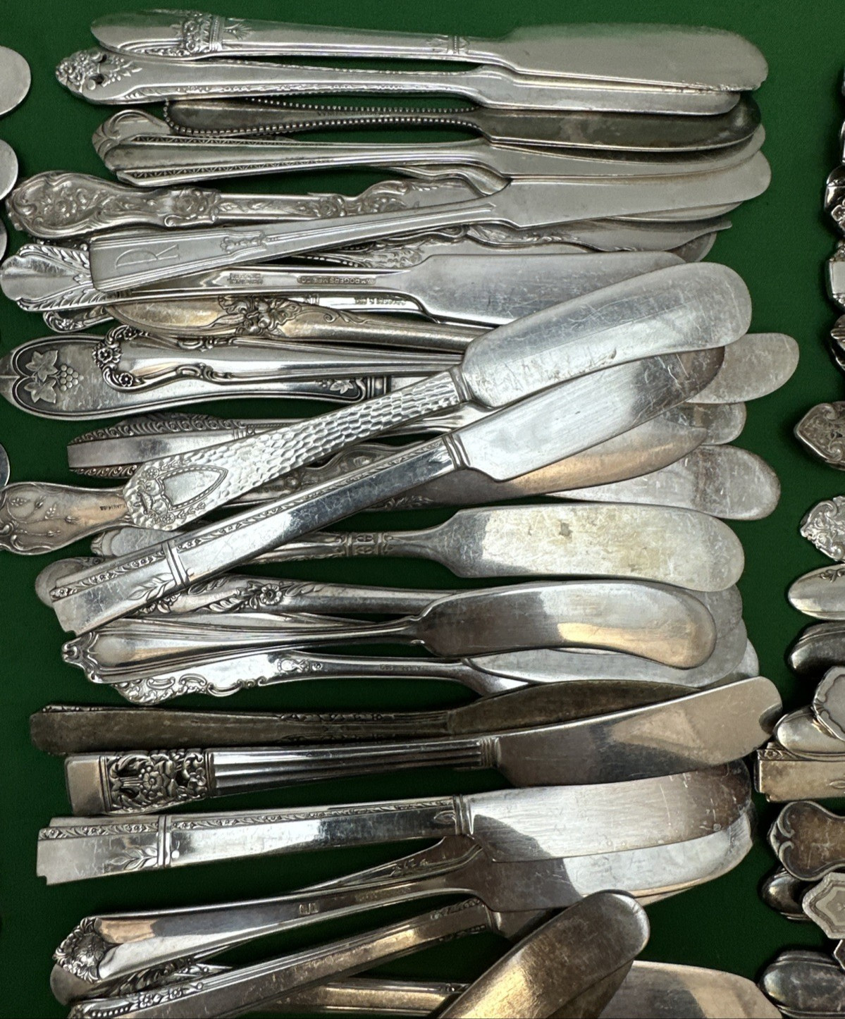 200 Pc Antique to Vintage Silverplated FLAT BUTTER SPREADERS Knives 5.5″-6.5″