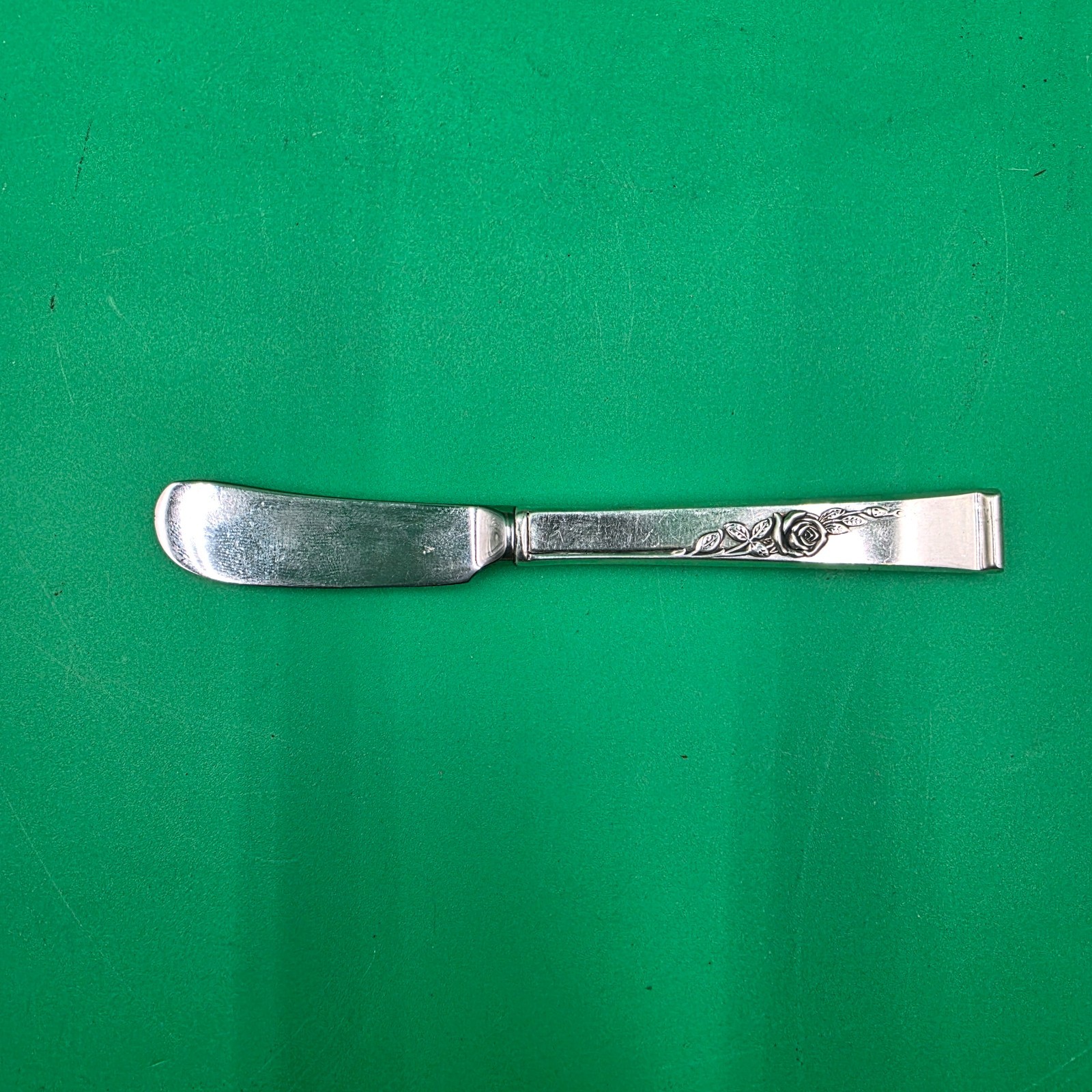 Vintage 6in Classic Rose by Reed and Barton Sterling Silver Handled Butter Knife