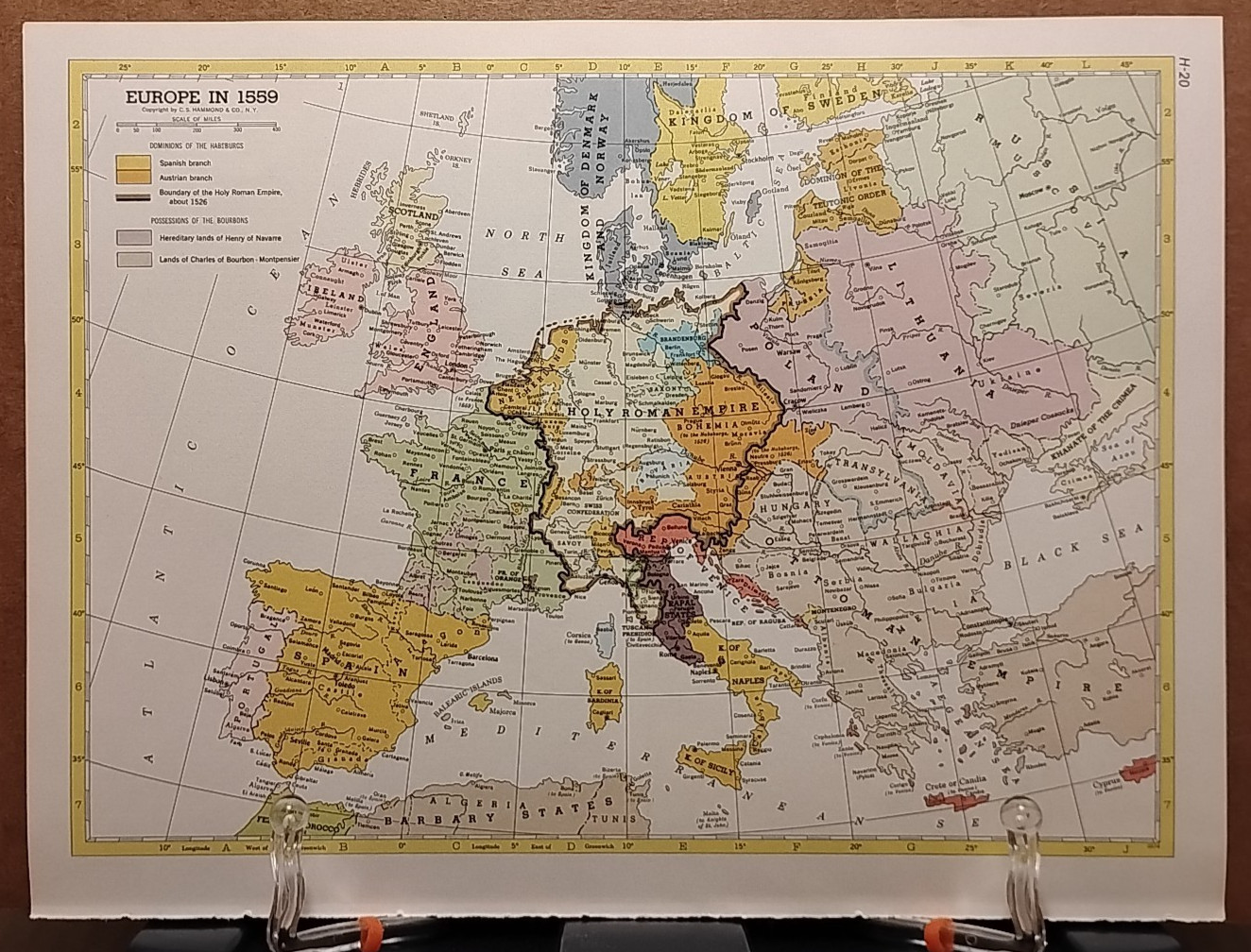1973 Vintage EUROPE 1559 Atlas Map MCM Hammond Medallion World Atlas