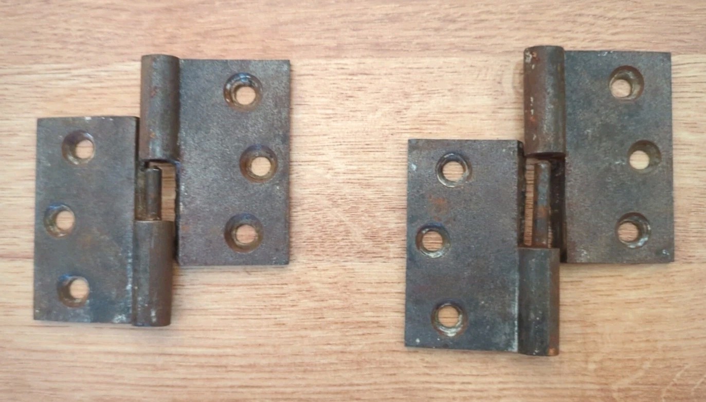 Vintage Left Lift Off Butt End Door Hinges 2-1/2″ x 3″ Wide