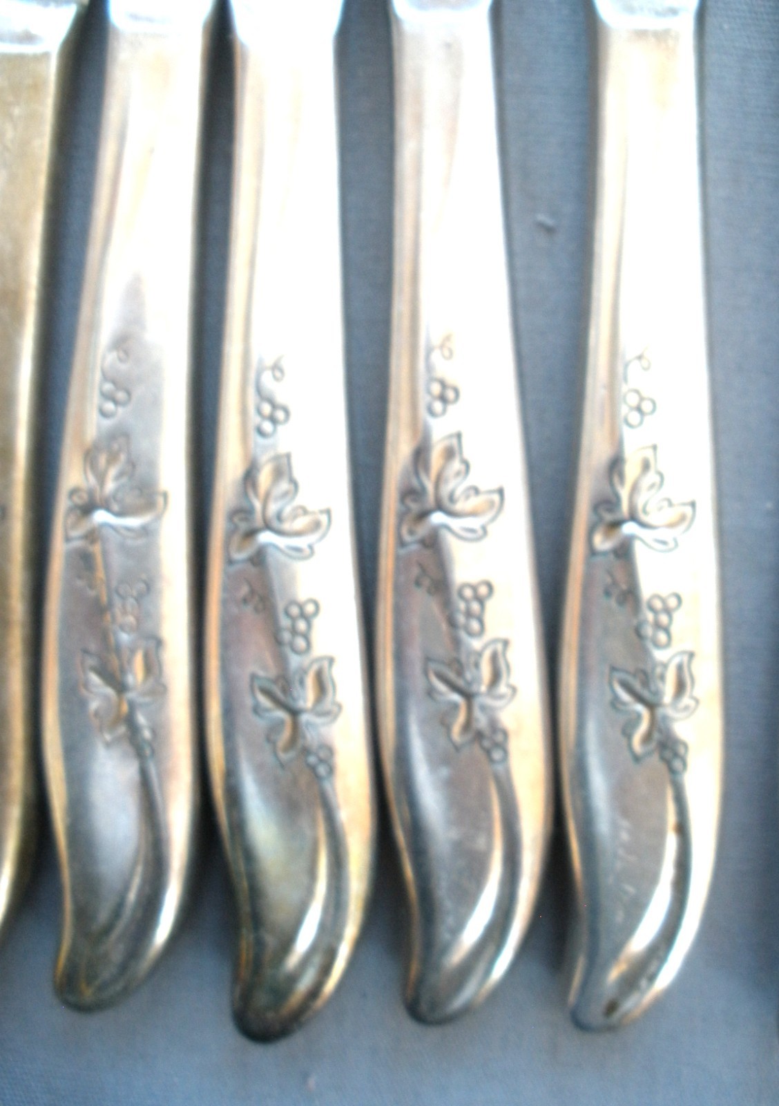 Silverware 39 piece set by Supreme Silver Plate Co. All same rare pattern. Nice