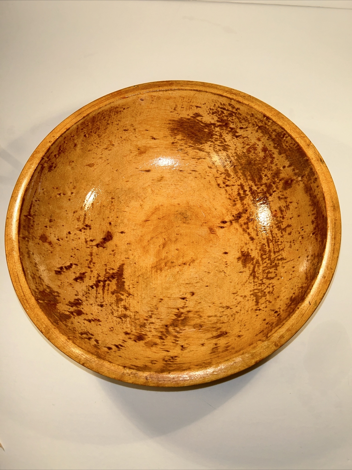 11″ Munising Round Wooden Wood Dough Footed Bowl with Red Ball Feet