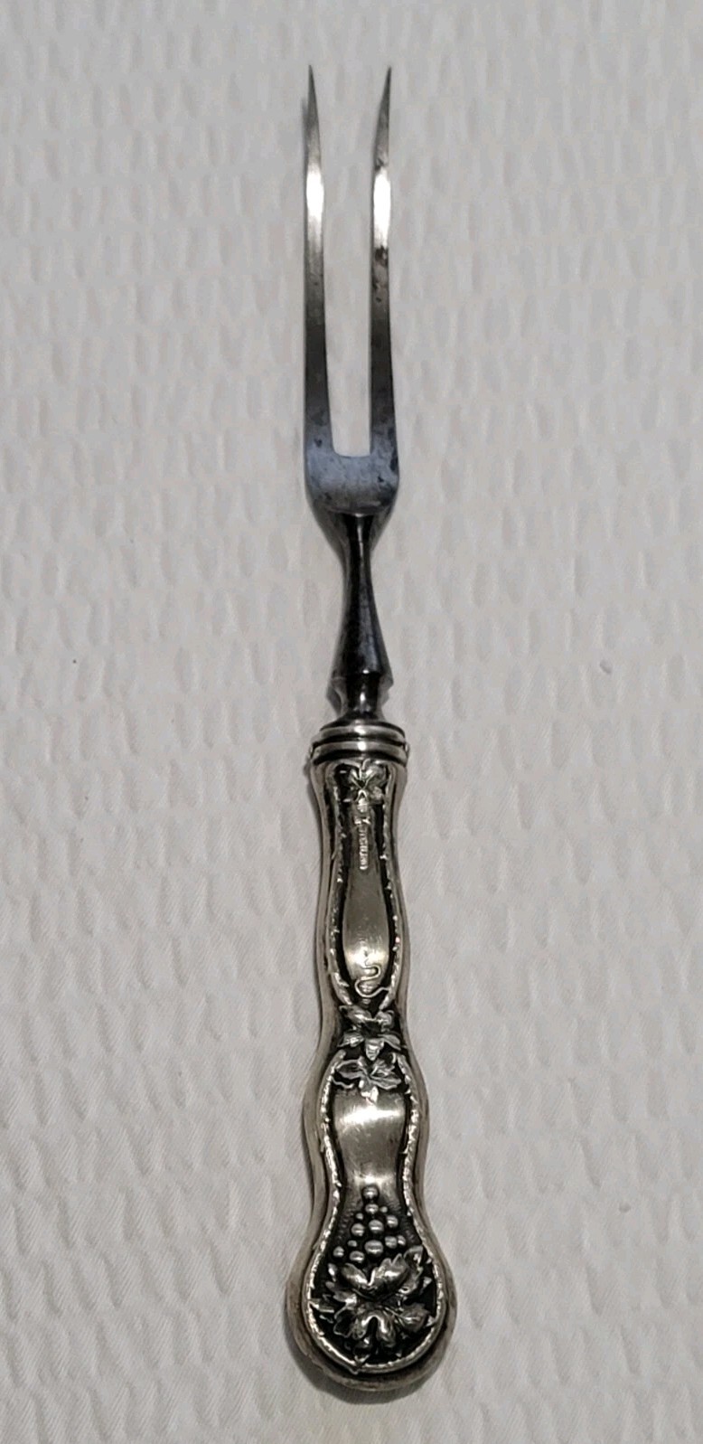 Antique Victorian Sterling Silver Serving Meat Fork Grapes 8-5/8″ Hallmark