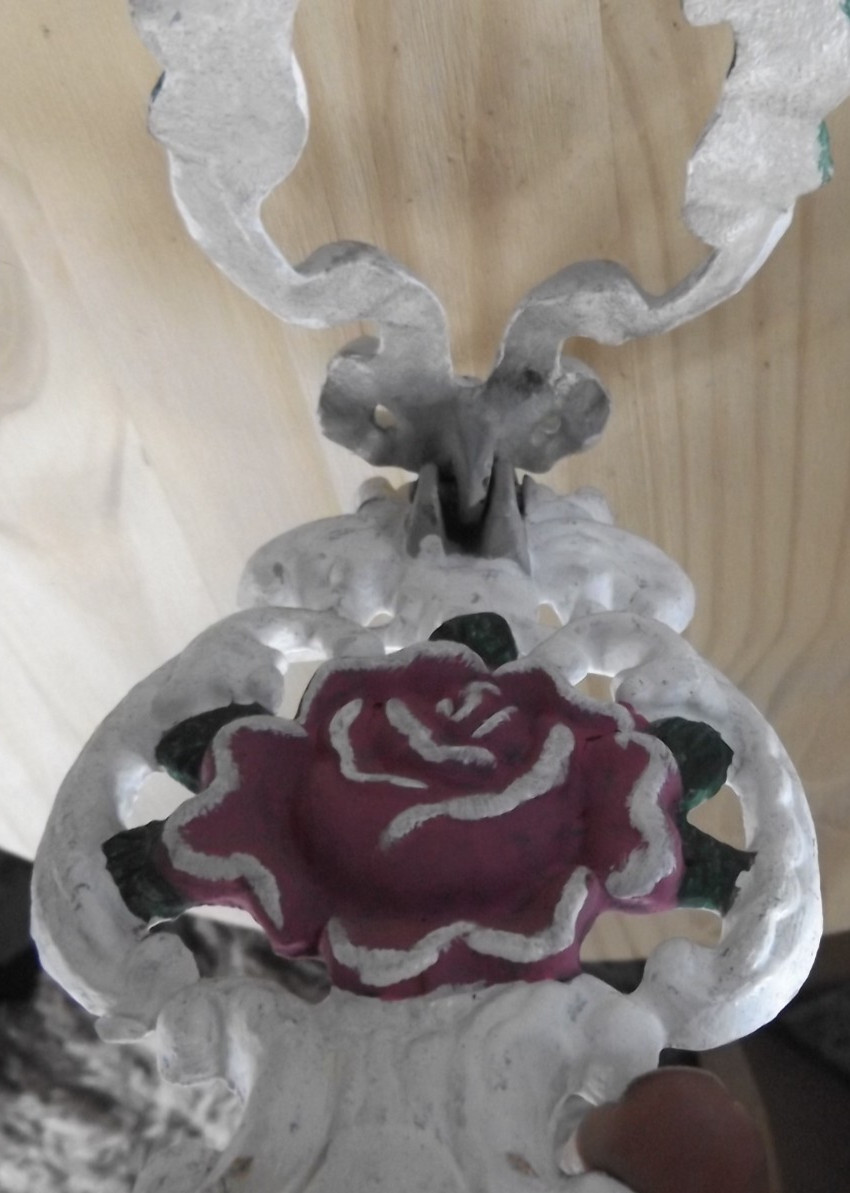 Vintage Rose Design Cast iron Door Knocker White & Red 7” x 4” Victorian Decor