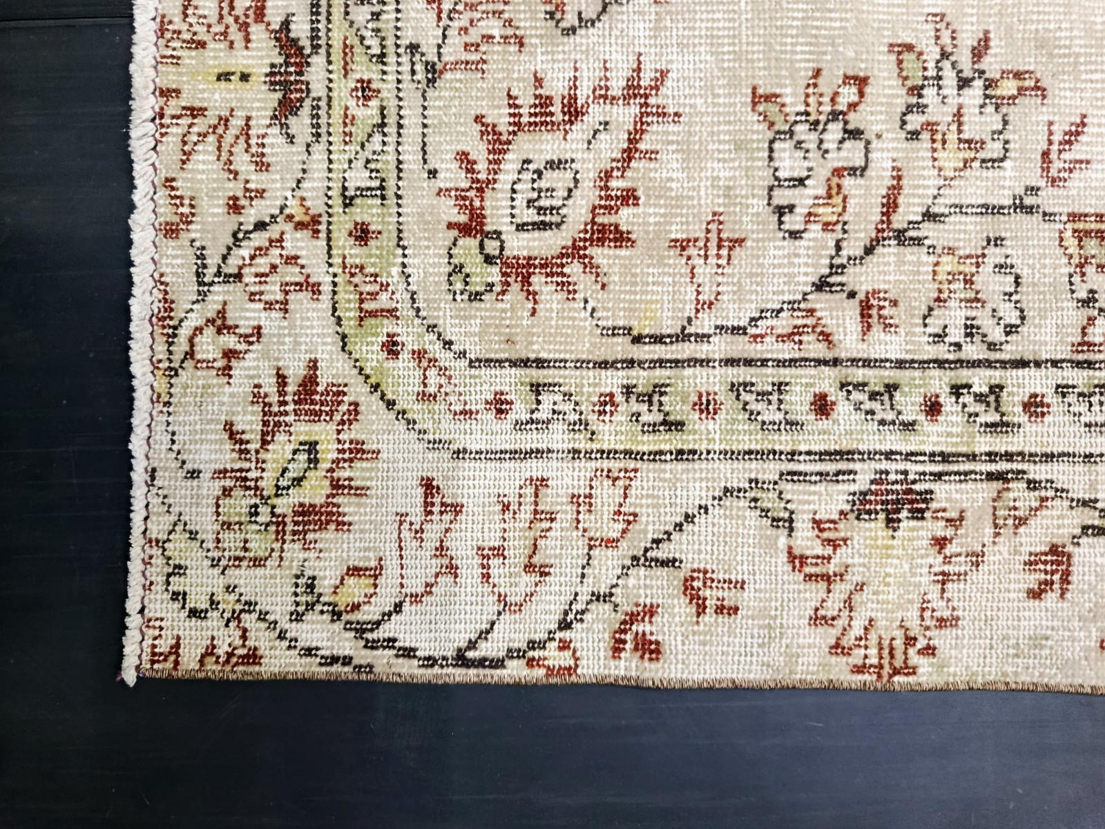 Vintage Turkish Living Room Rug, 4.7×7.8ft, Antique Beige Medallion Oushak Rug,