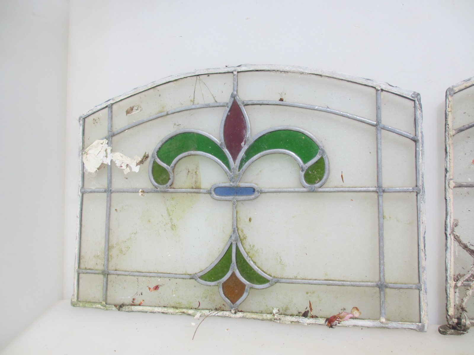 Antique Stained Glass Window Panels Vintage Old Nouveau Flower 18″x12.5″ DAMAGE