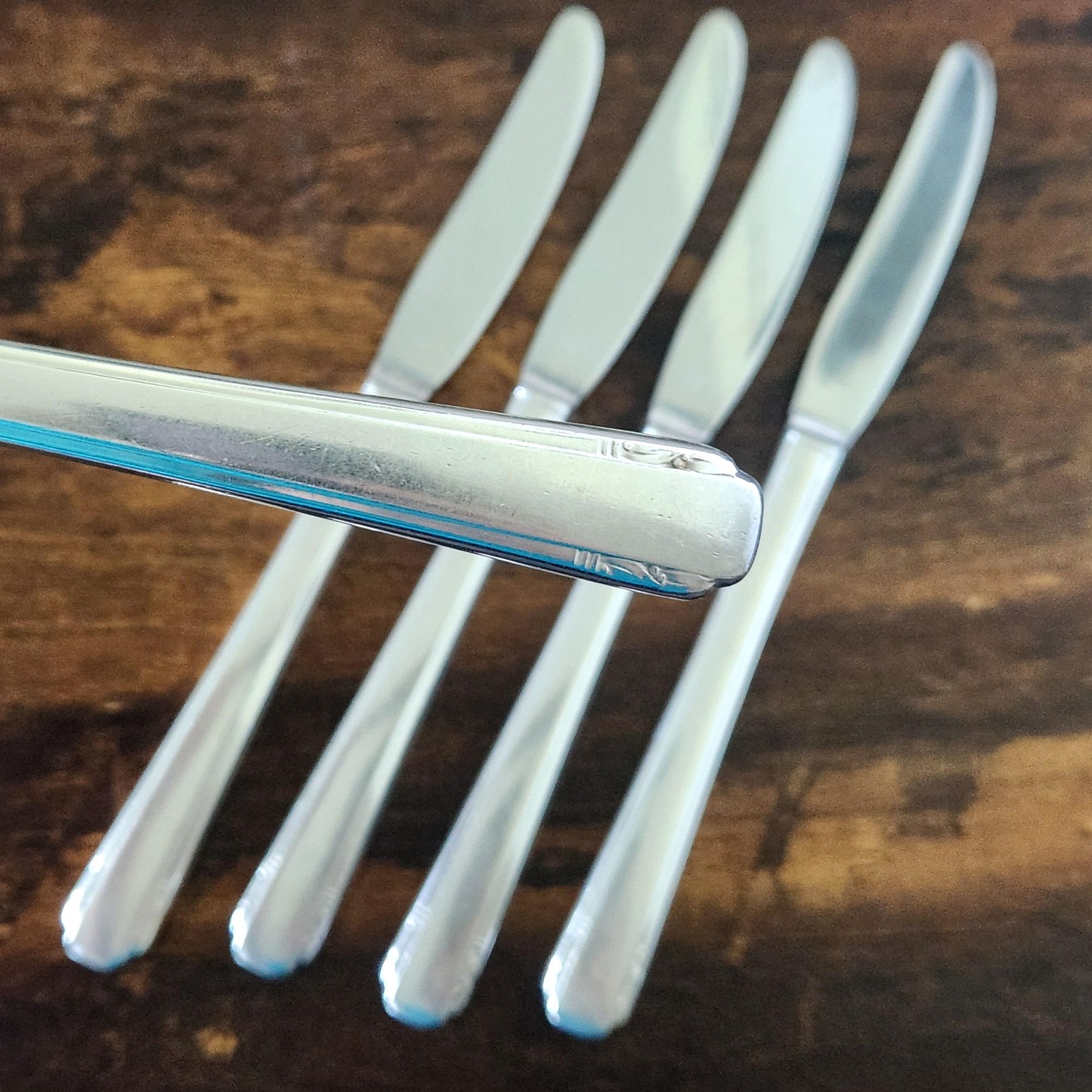 Oneida ELAINE Hollow Grill Knife Set 4 Flatware Silverware Cutlery Vintage