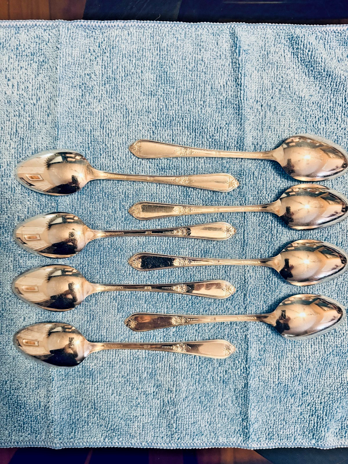 1937 WM Rogers Cotillion Pattern International-Silverplate Flatware (48 PIECES)