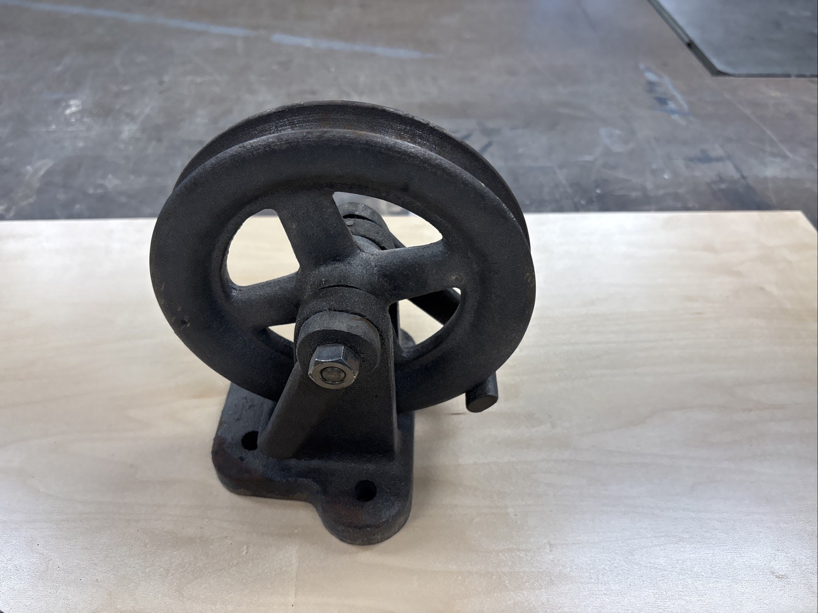 1 Antique Cast Iron Steel Industrial Pulley 6.25 “ Up To 5/8” Rope