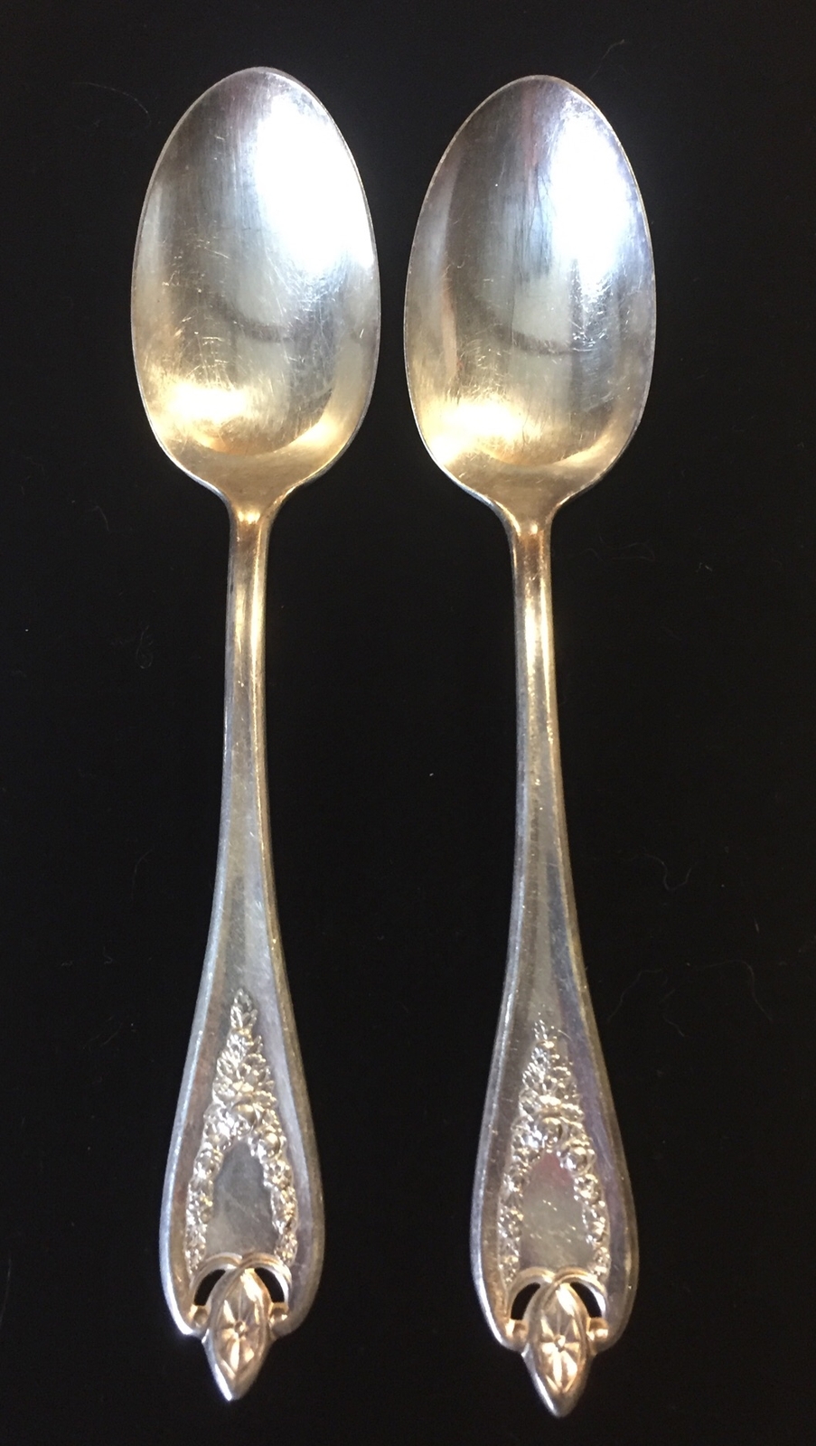 2 Vintage Rogers Old Colony 1911 Silverplate Serving Tablespoon 8.25”