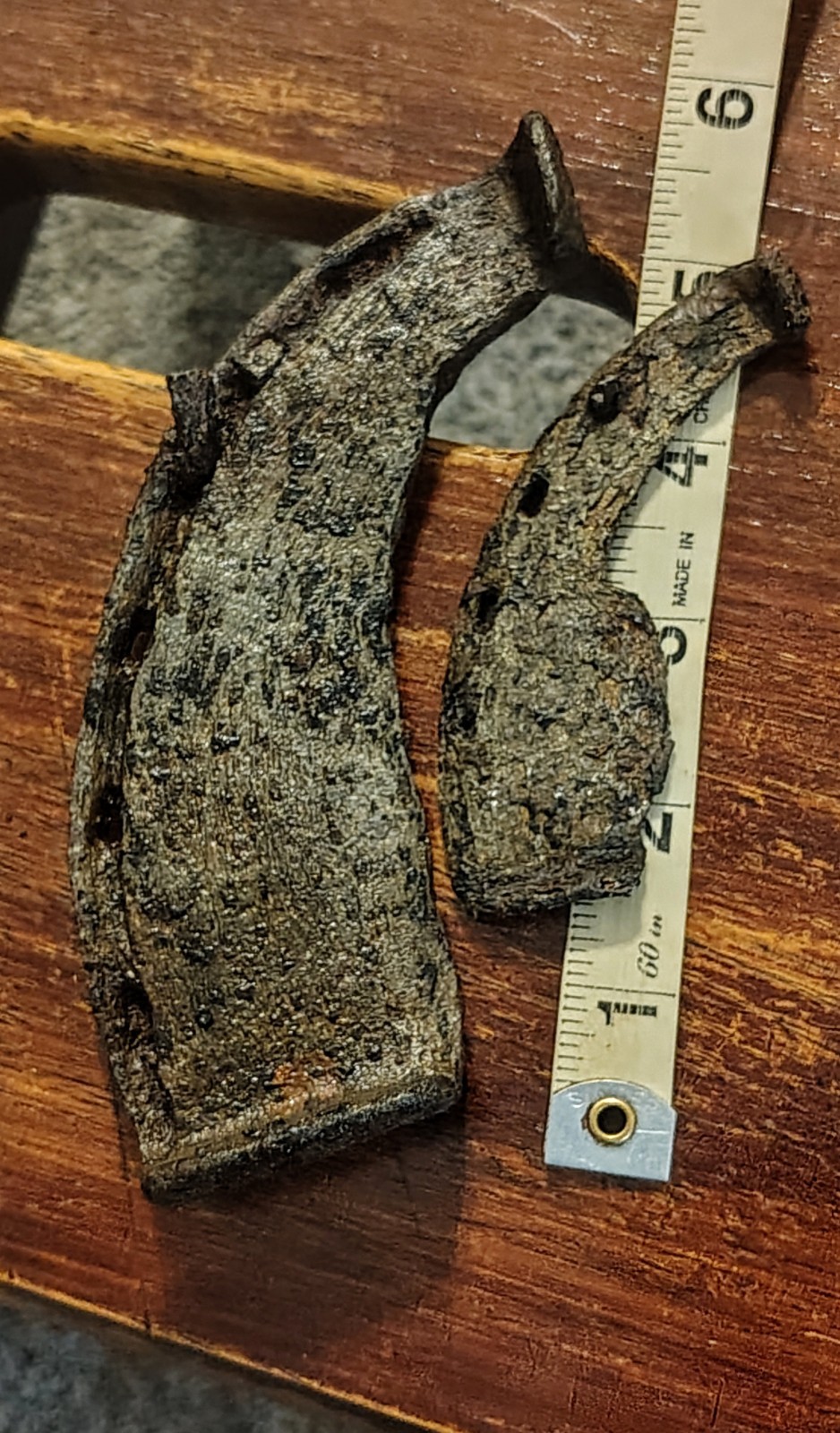 **Extra-Large & Extra small 1800’s primitive wrought iron ox shoes. Antique.