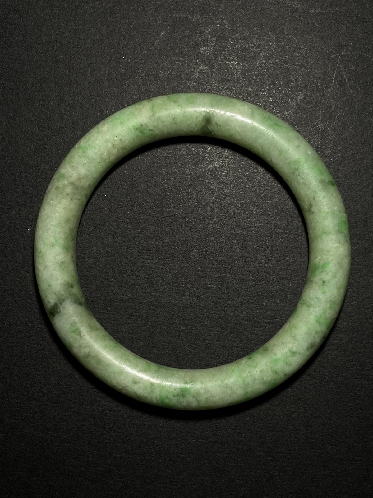 Rare Chinese Jadite Jade Bracelet the Qing dynasty (1644-1911)