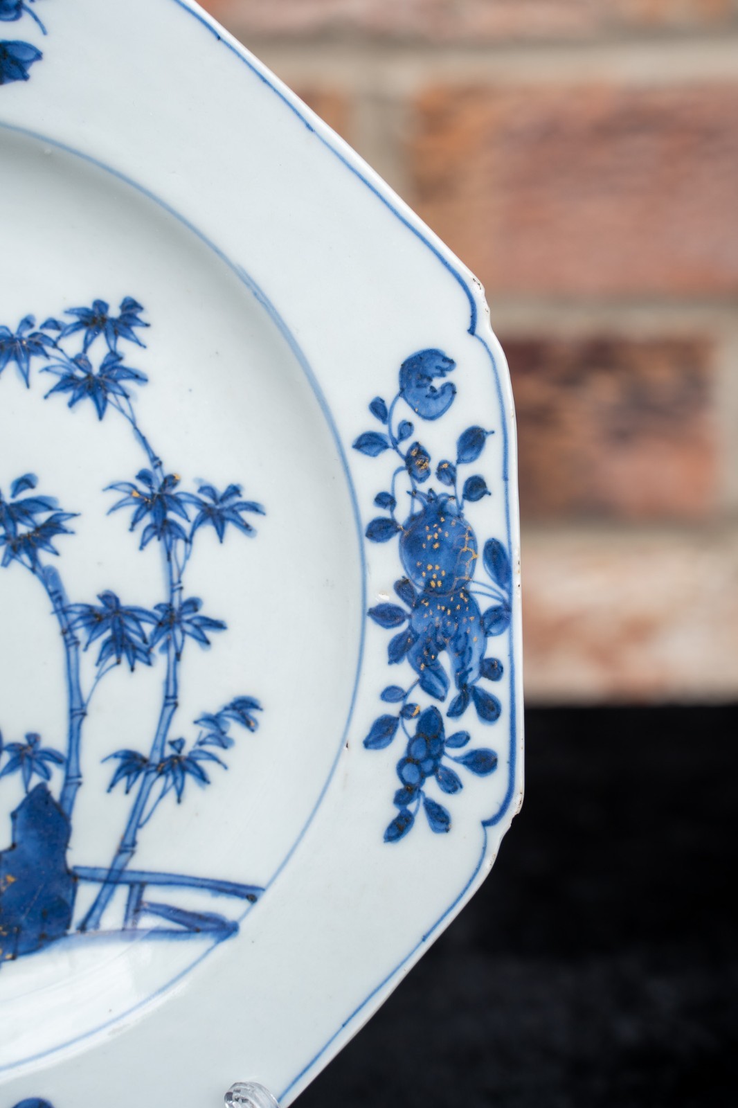 Chinese 18th Century Underglazed Blue Gilted Plate 22cm Diameter