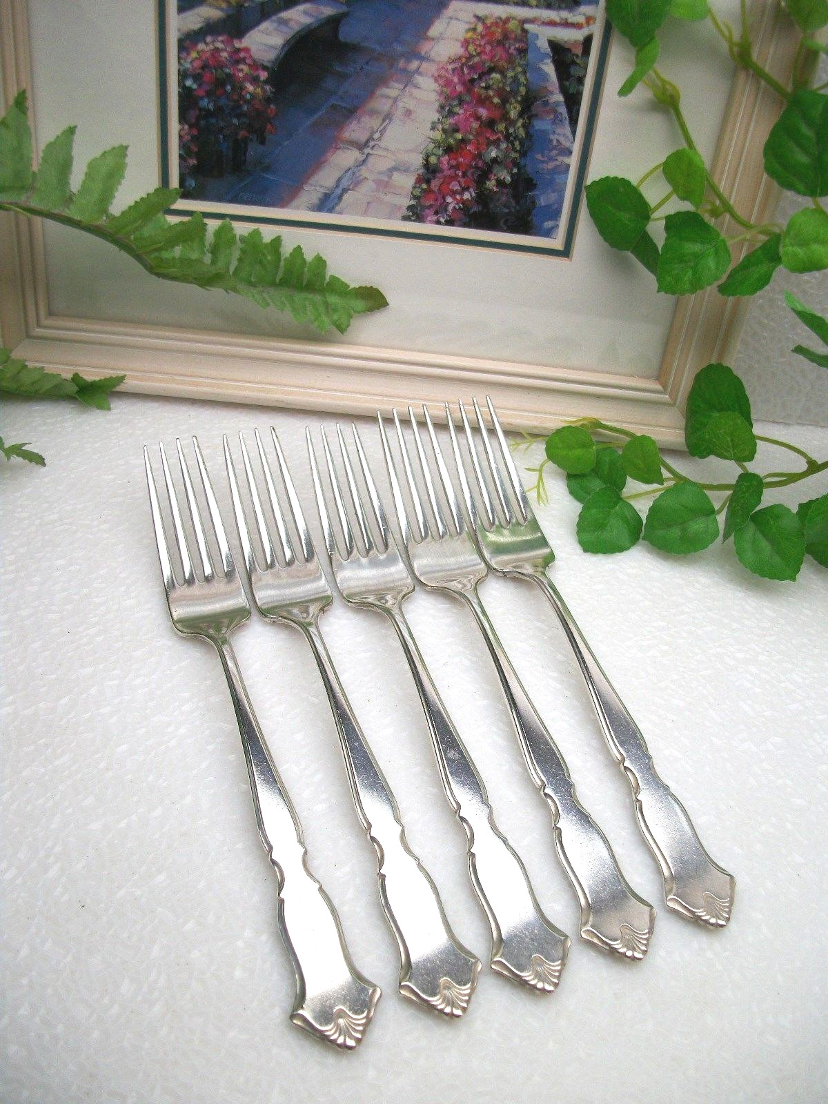 5 International Deep Silver CHADWICK Silverplate 7 1/2″ Dinner Forks 1975