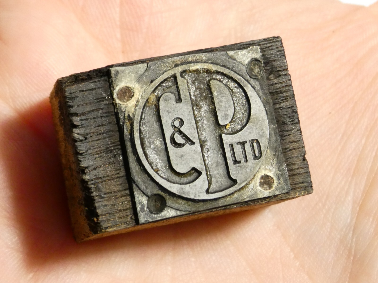 Antique C&P Ltd. Unidentified Wood & Metal Advertising Printing Block #B346