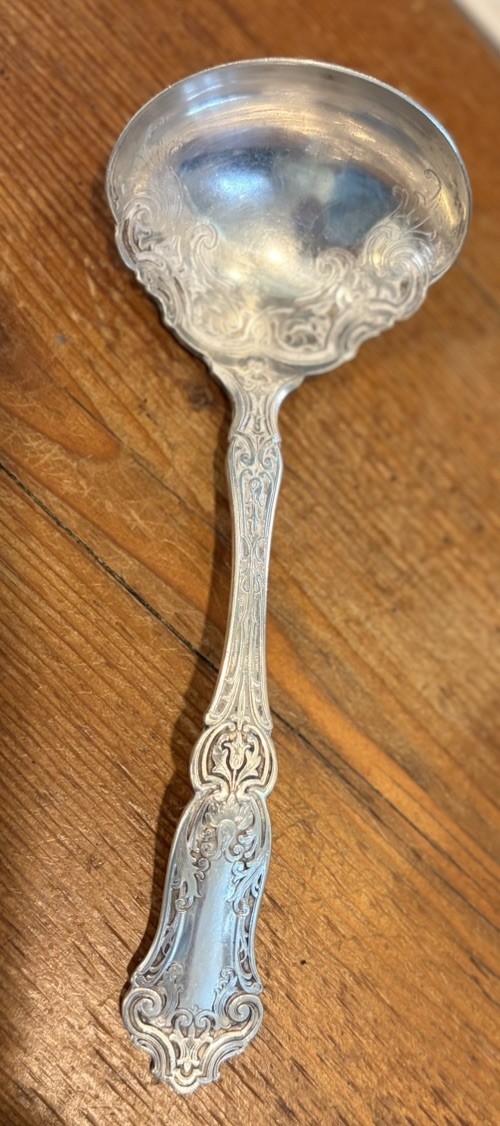 1835 R Wallace Silver-plated Oyster Soup Ladle Spoon Cardinal Pattern 7”