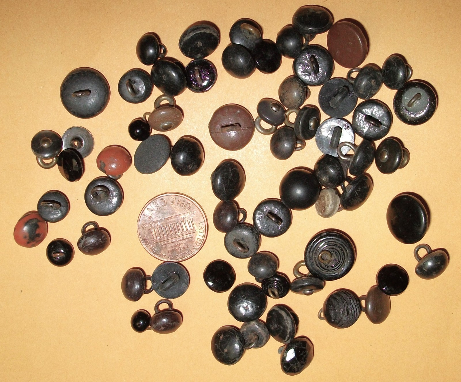 Antique Victorian Assorted Shoe Buttons Lot *Mixed Materials *Teddy Bear Eyes