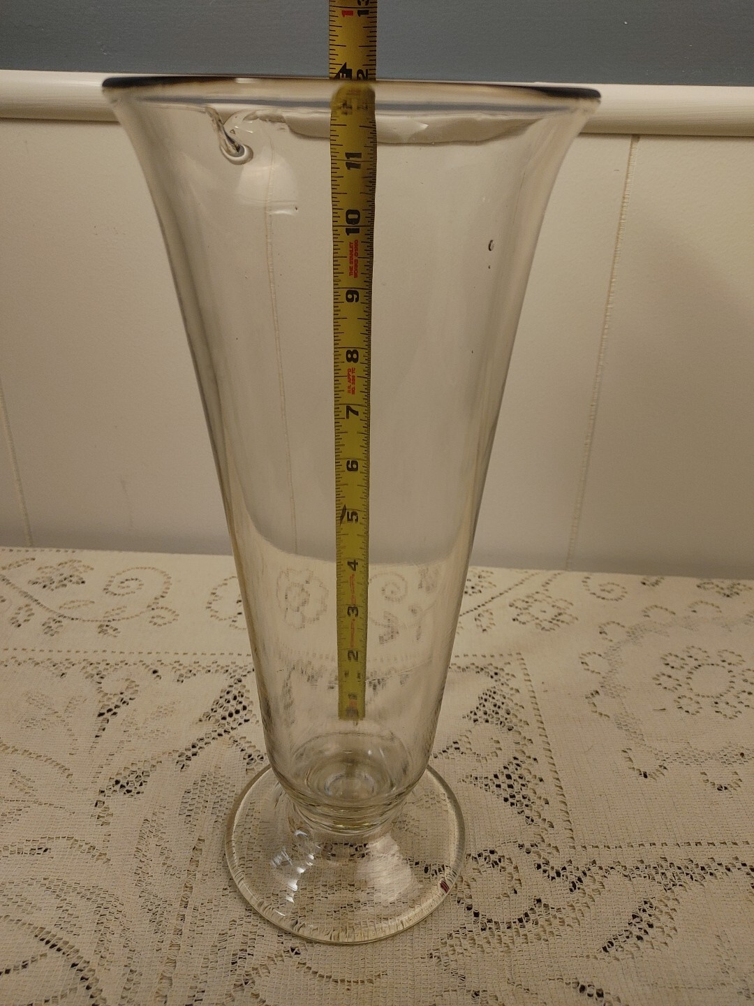 Large Antique 12″ Footed Blown Apothecary Glass Beaker No Etching!! 32 Oz