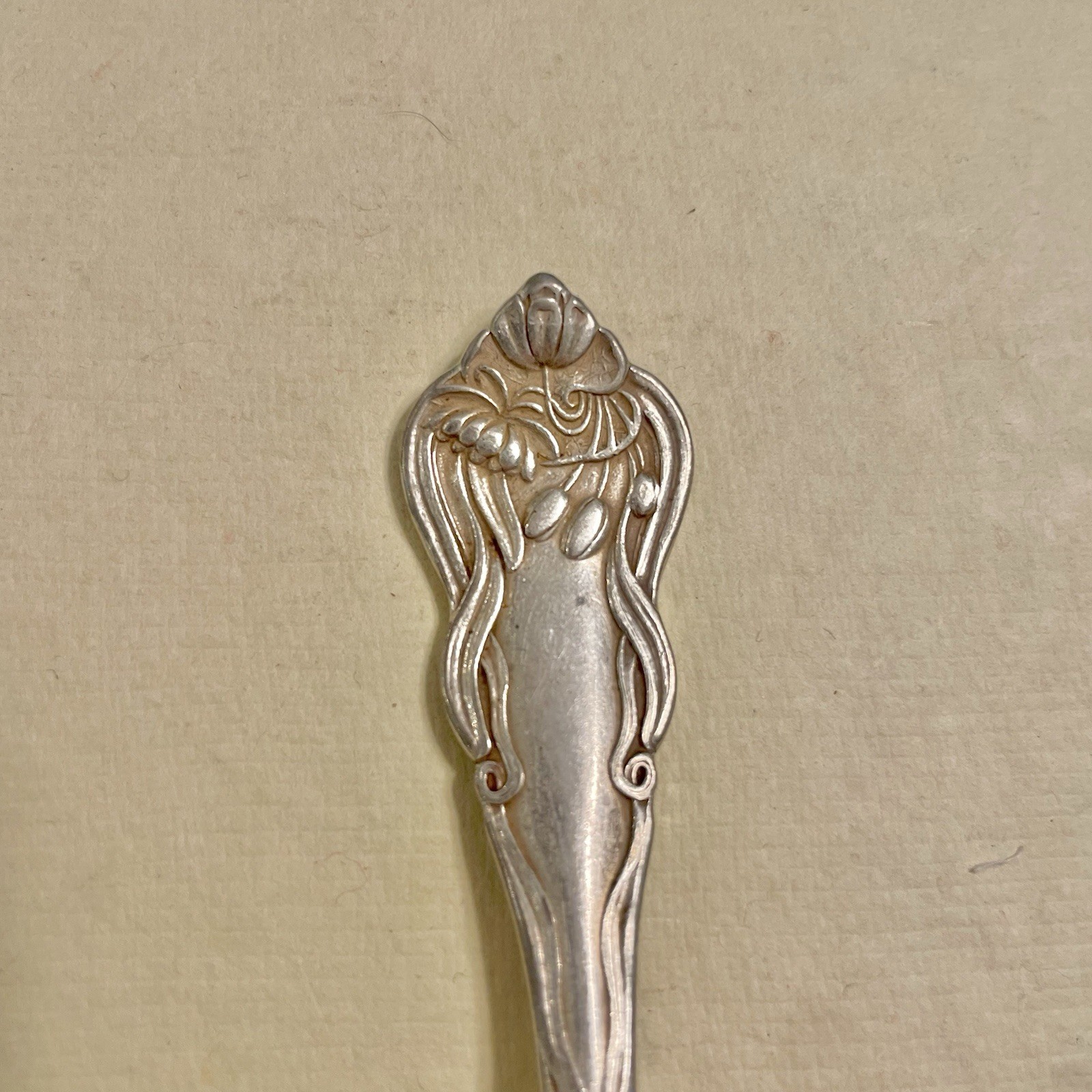 International Silver Co Nenuphar 1905 Silver Plate Spoon Water Lily