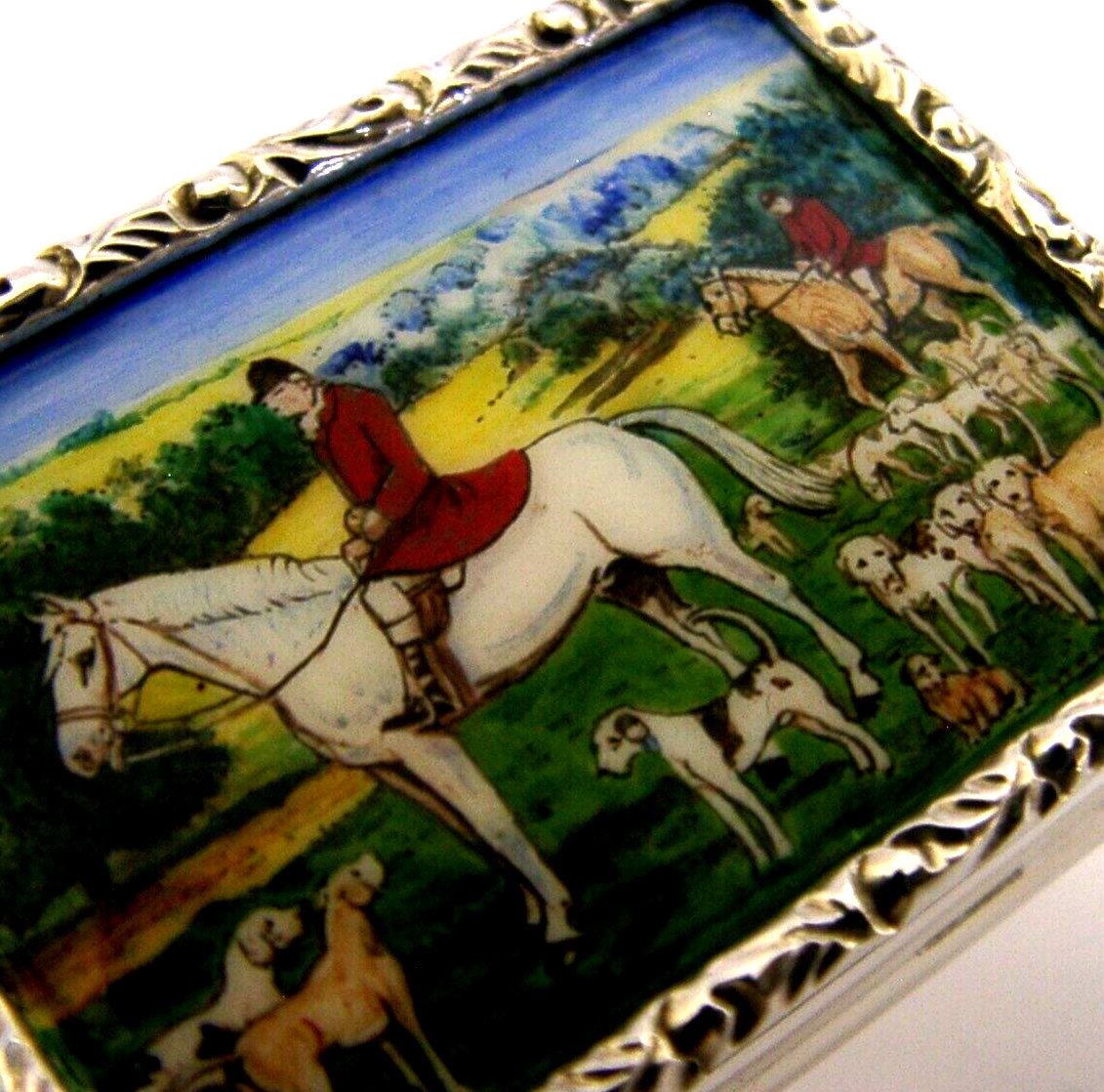 ENGLISH STERLING SILVER ENAMEL FOX HUNTING BOX 1988