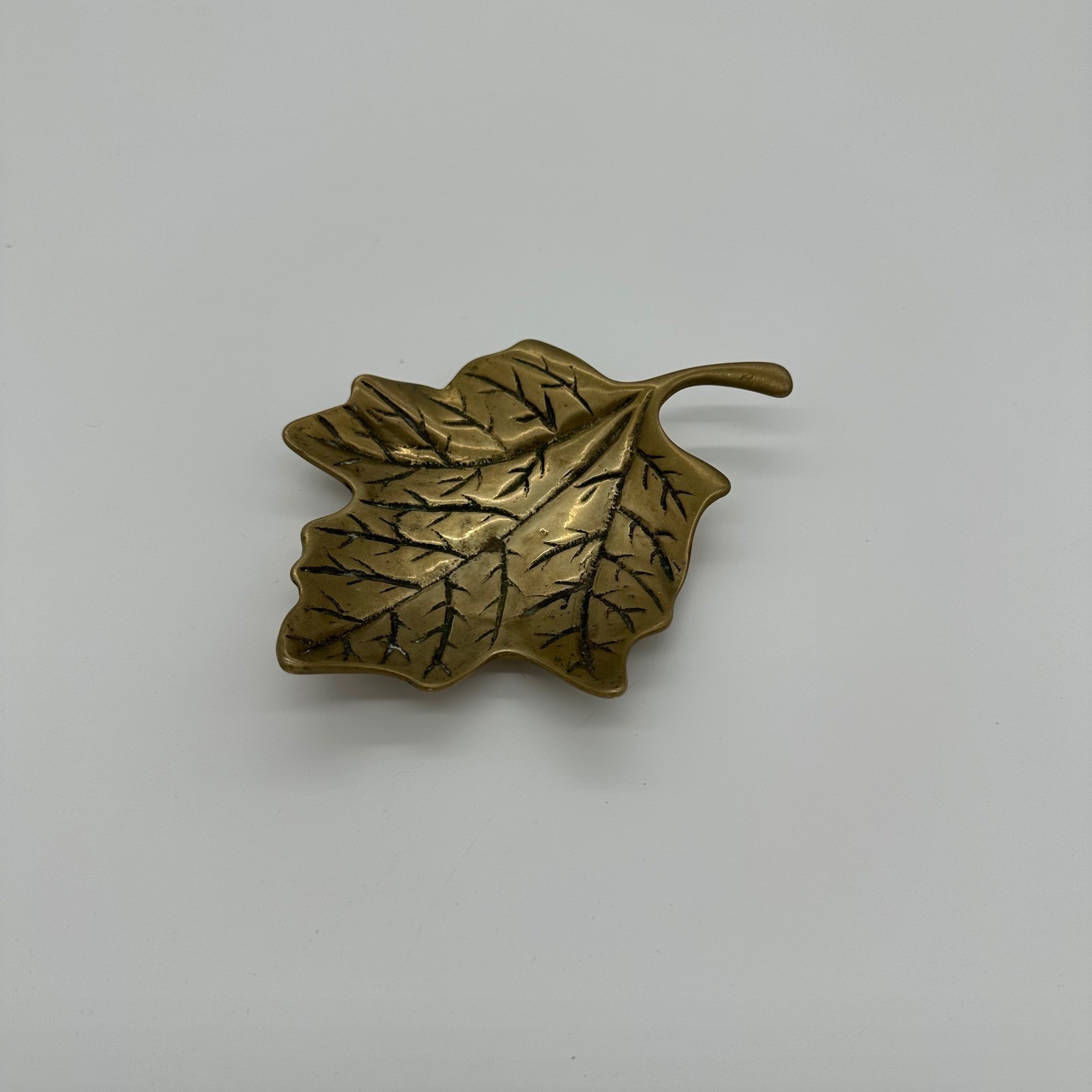 Vintage Brass Maple or Oak Tree Leaf Ashtray Coin Tray Dish Key Dish
