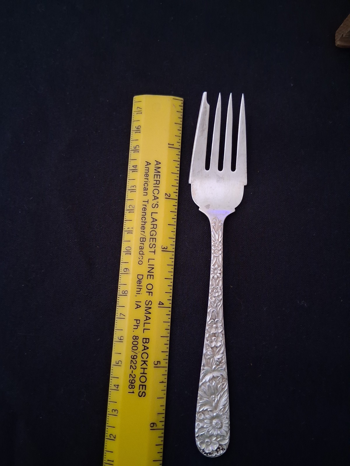 S Kirk & Son Repousse Sterling Silver Salad Youth Fork 6 1/4″
