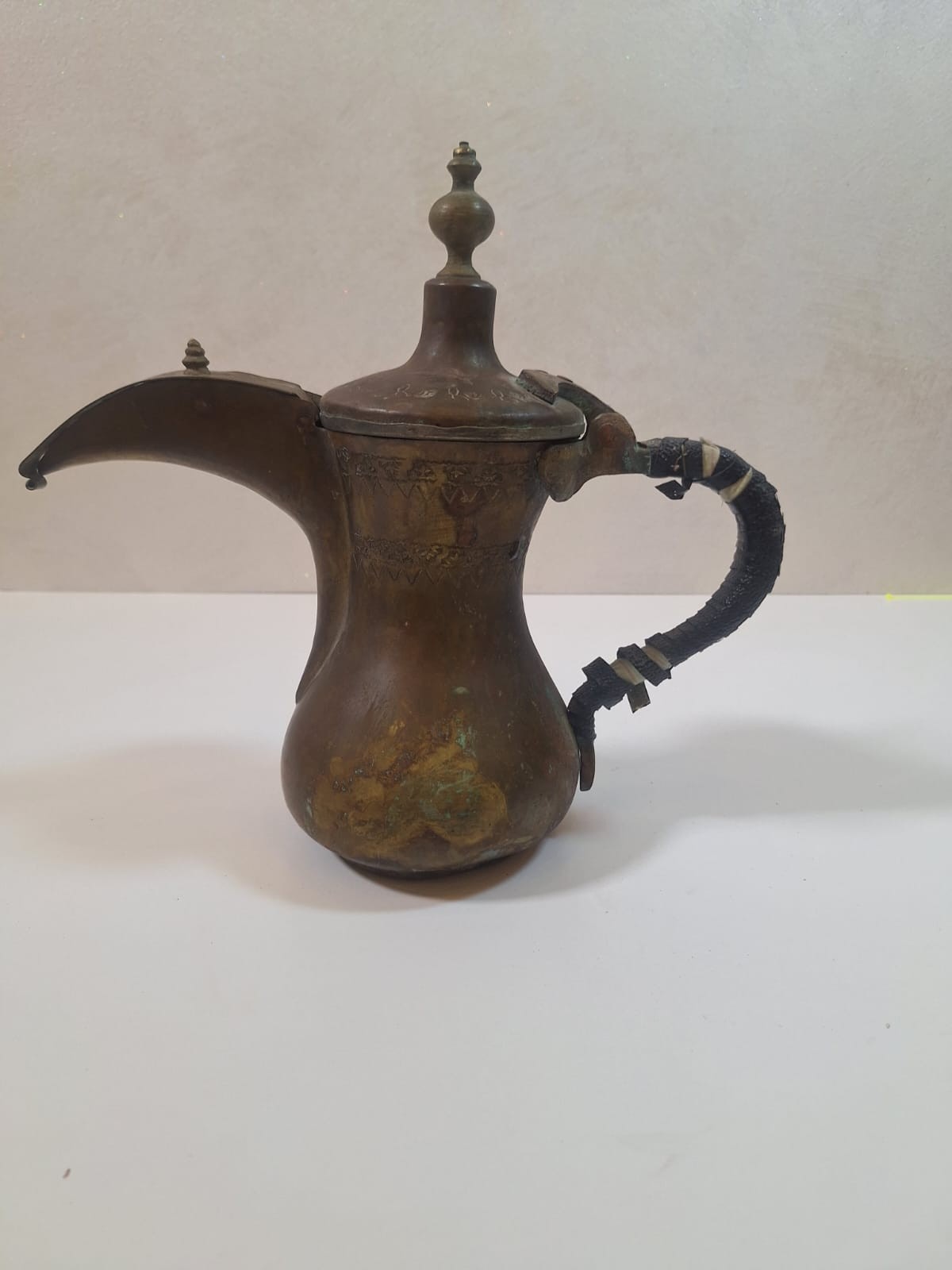 Vintage Brass Middle Eastern Arabic Dallah Coffee Pot Antique Bedouin-Islamic
