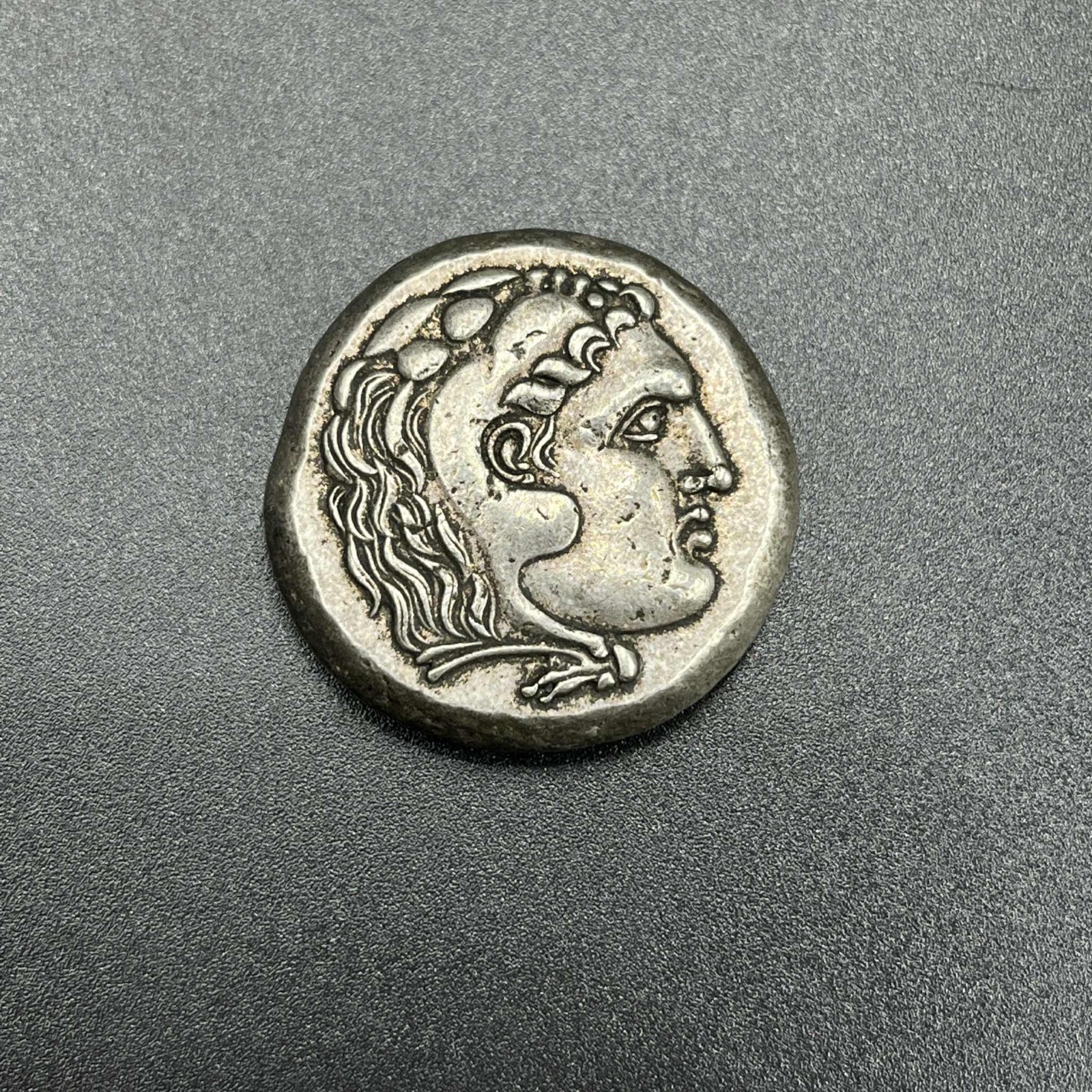 Unique Ancient Greek tetradrachm of Alexander III With Herakles And Zeus Image
