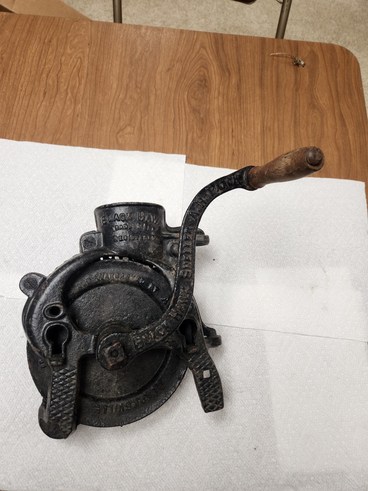 Vintage Black Hawk 9 Corn Sheller Hand Crank Cast Iron A.H. Patch Co