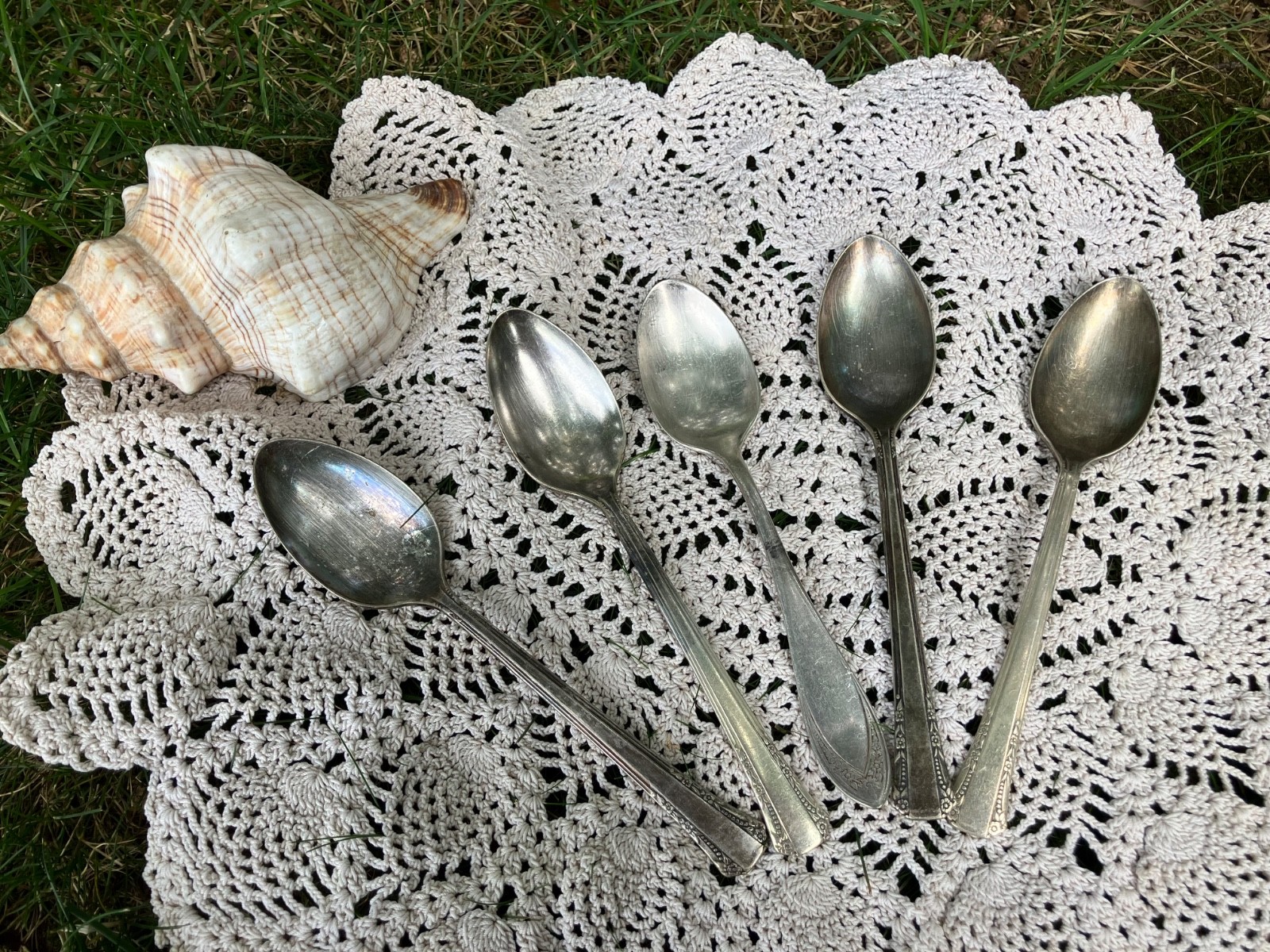 Silver plated forks spoons serving butter knife Roger’s Oneida Del Mar abassador