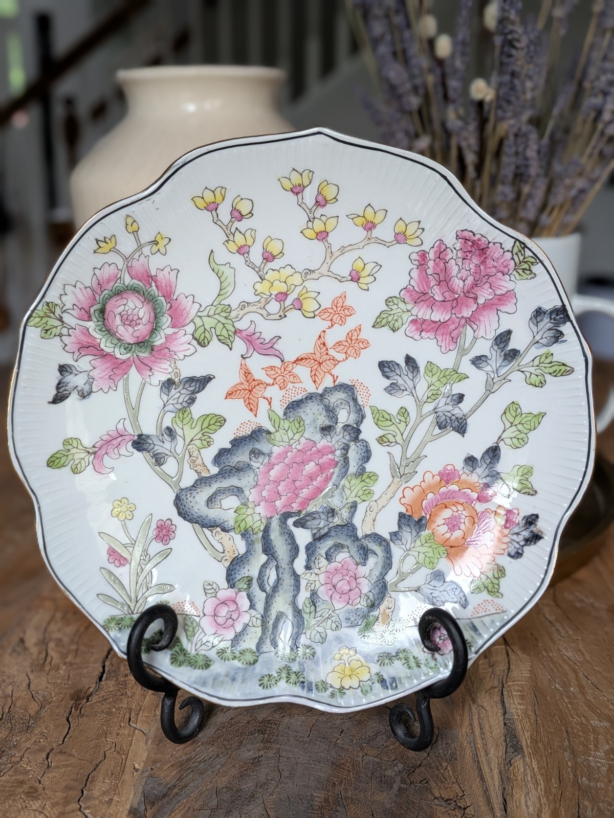 Vtg Asian Chinoiserie Porcelain Plate Peony Floral Qianlong Style Mark Hand Pain