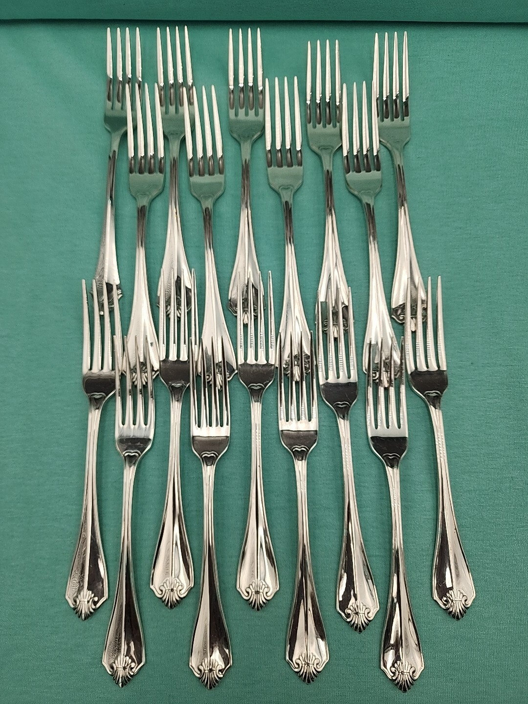 KING JAMES Oneida 97 Pc. Silverplate Flatware Service For 9 READ DESCRIP