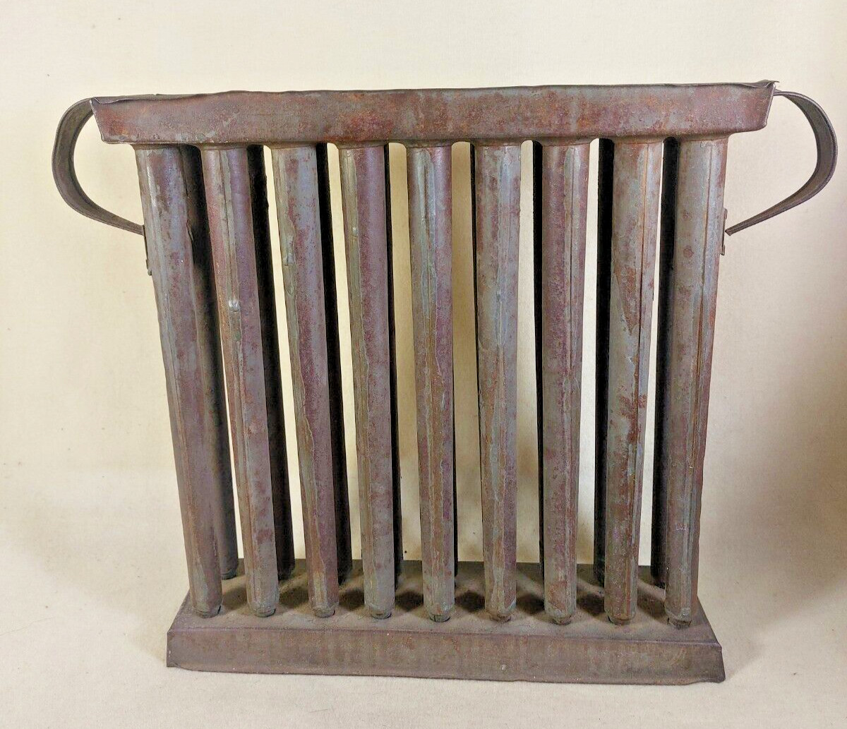 Primitive 19th c Pennsylvania Dutch 18 Candle Mold Tin Metal -1840’s-60’s – Nice