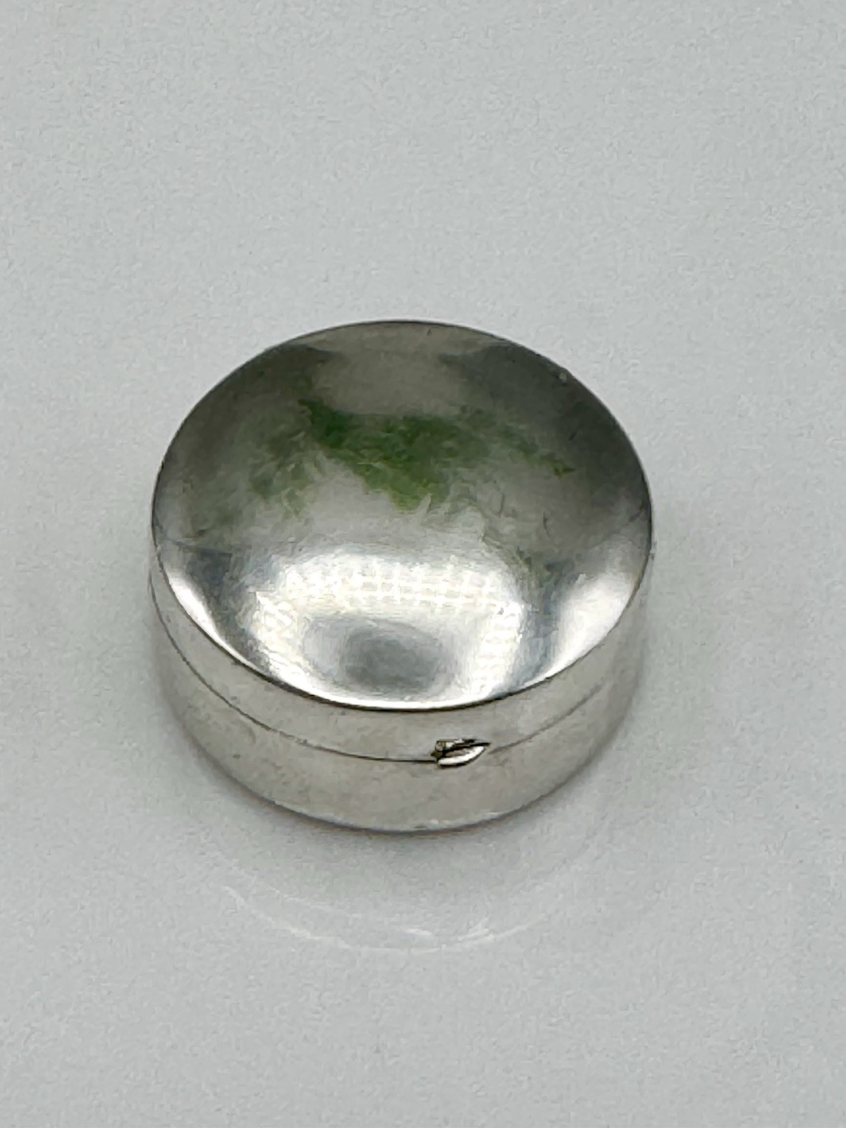 Vintage Ari D Norman Hallmarked Sterling silver Hinged Pill Box London 2002