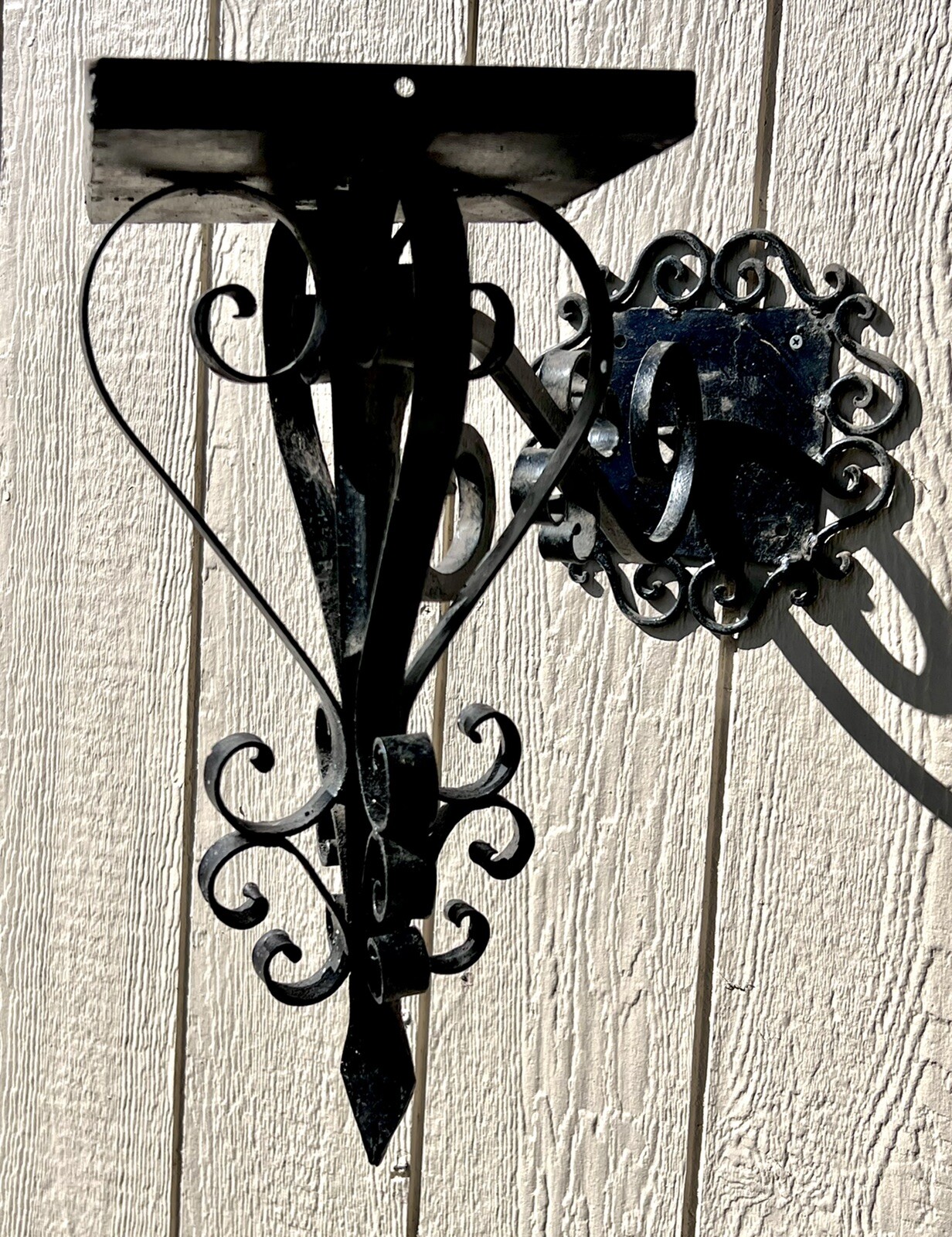Vintage Antique Gothic Spanish Revival Wrought Iron Wall Light Fixture