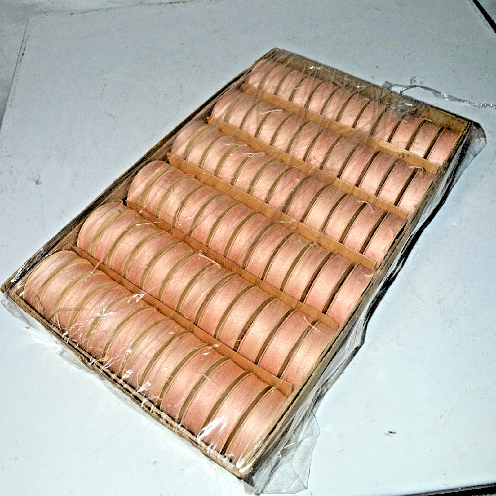 American Thread Star Disc Bobbins Dragon Cotton Tea Rose Box of 72 82 yds ea