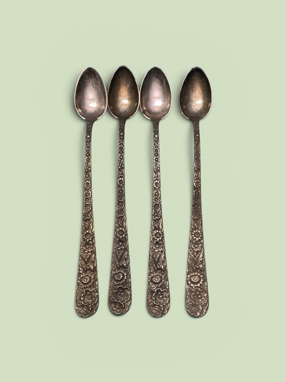 S. Kirk&Son Repousse Sterling Silver Iced Tea Spoons Set of 4 7.5” 150g No Mono