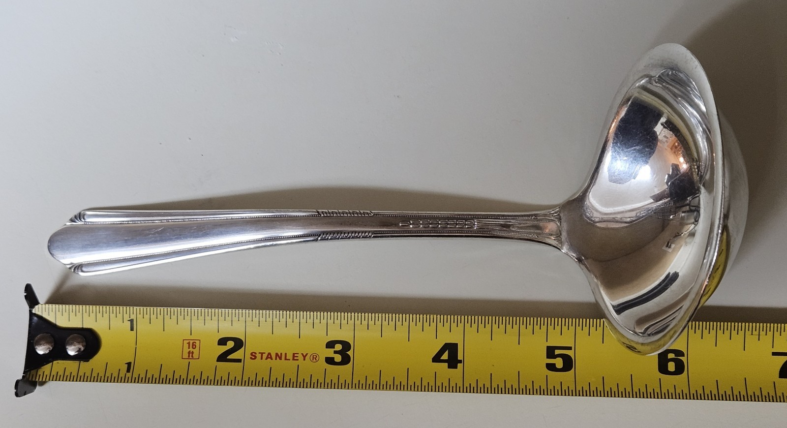 Holmes & Edwards Solid Ladle Spoon 6″ Silverplate Inlaid IS